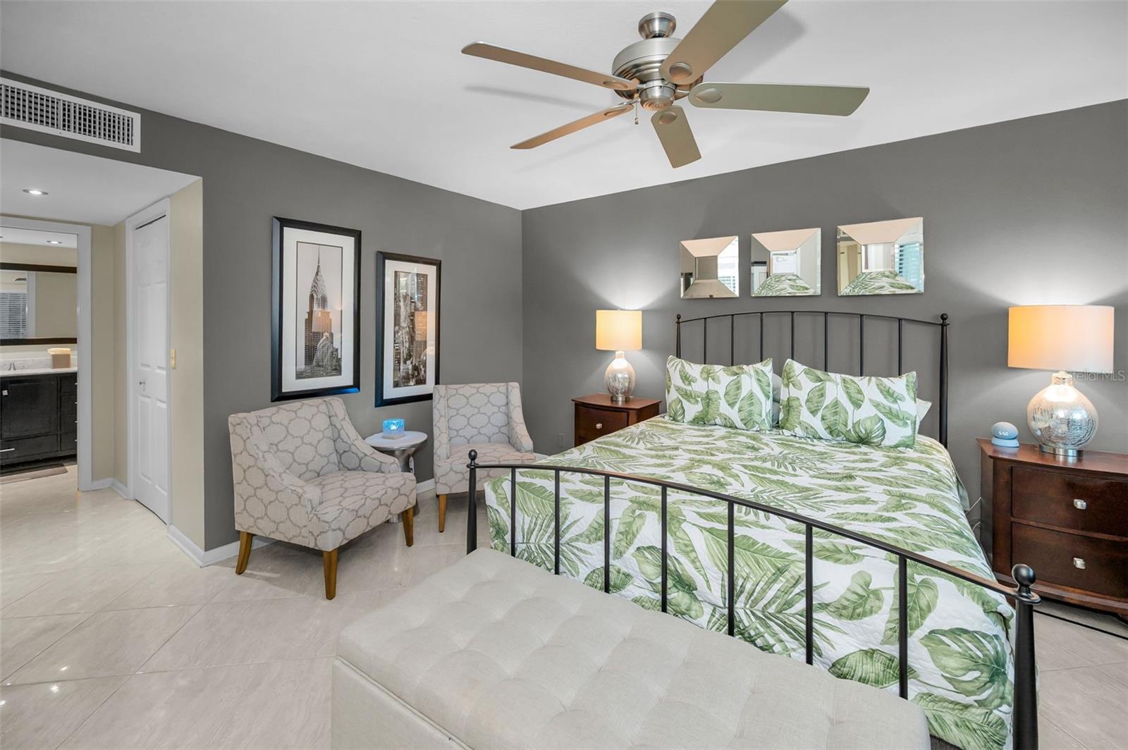 Image 37 of 85 For 3062 Eastland Boulevard 105