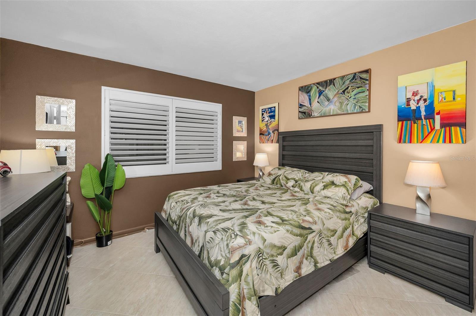 Image 42 of 85 For 3062 Eastland Boulevard 105