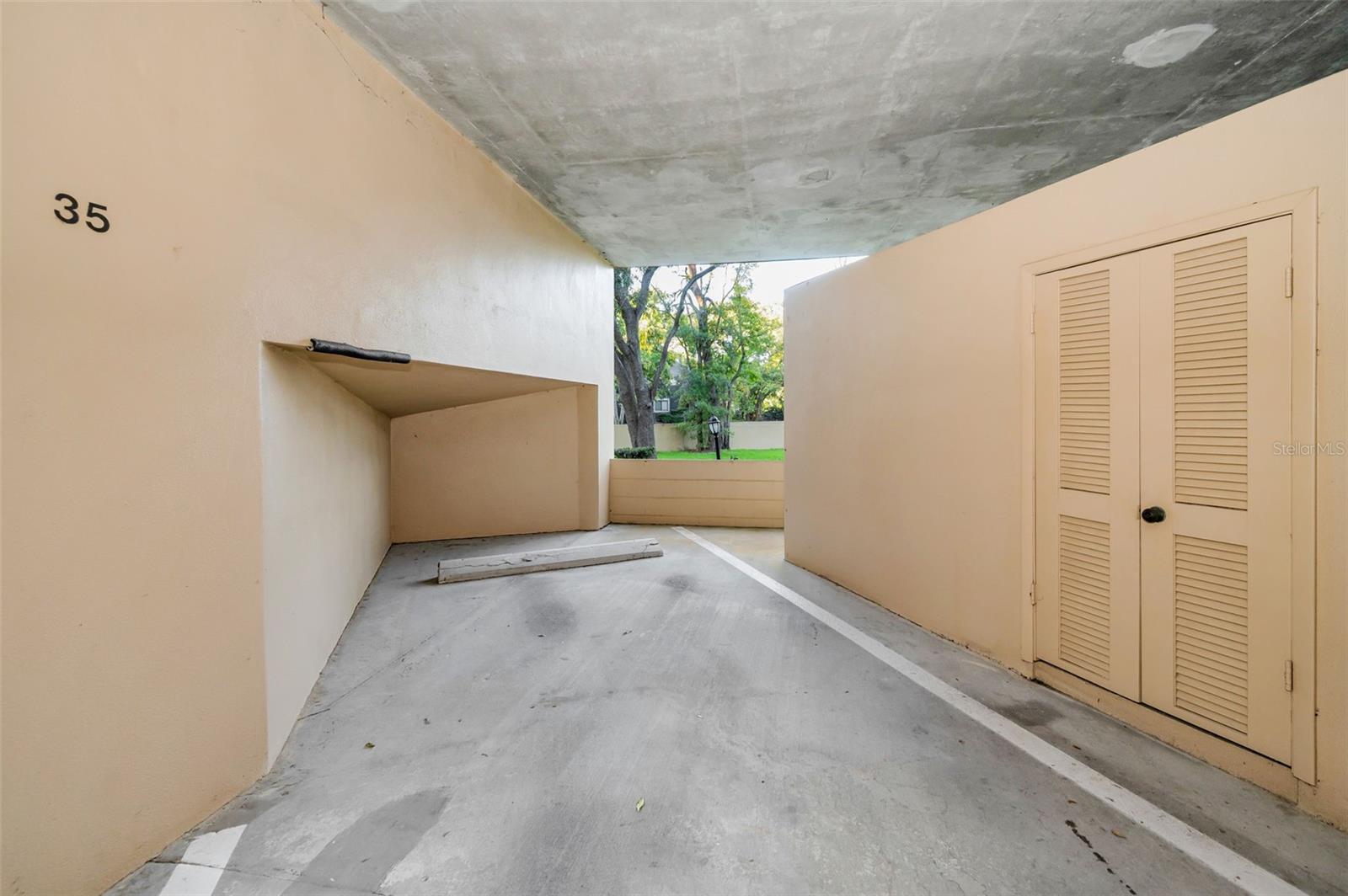 Image 47 of 85 For 3062 Eastland Boulevard 105