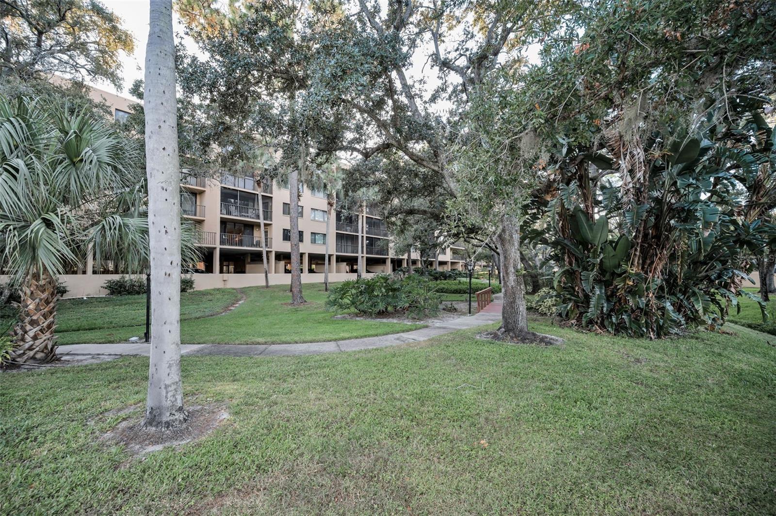 Image 54 of 85 For 3062 Eastland Boulevard 105