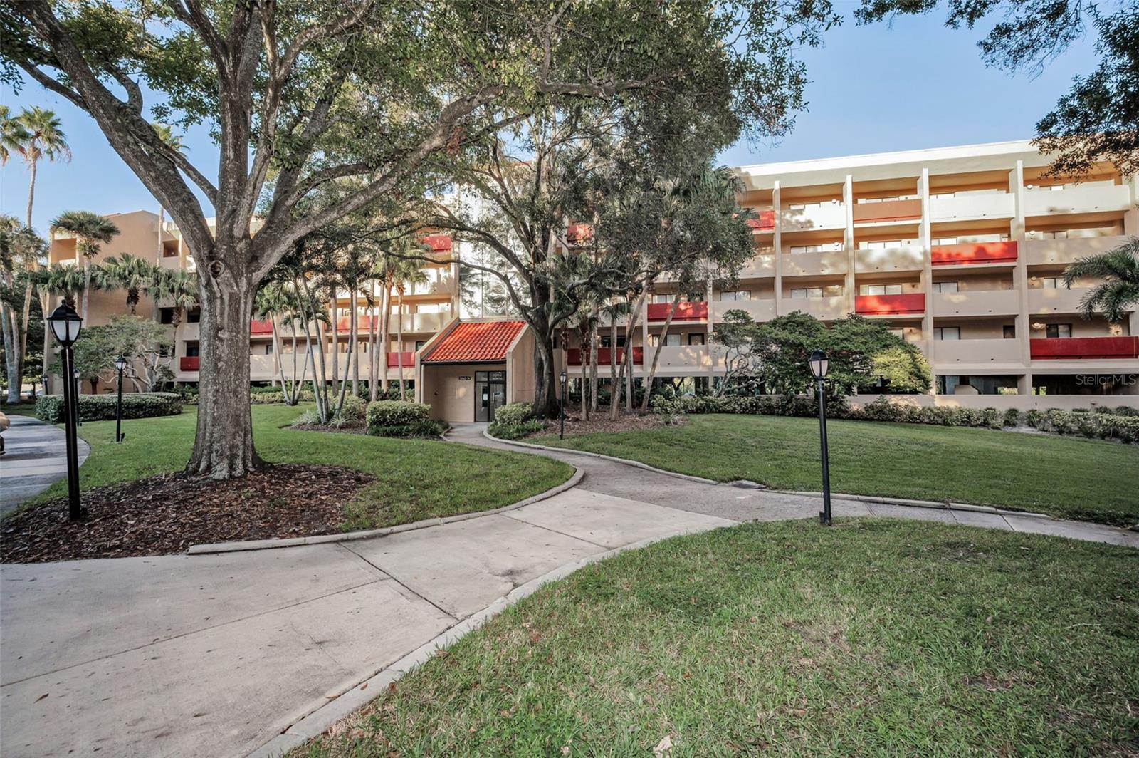 Image 6 of 85 For 3062 Eastland Boulevard 105