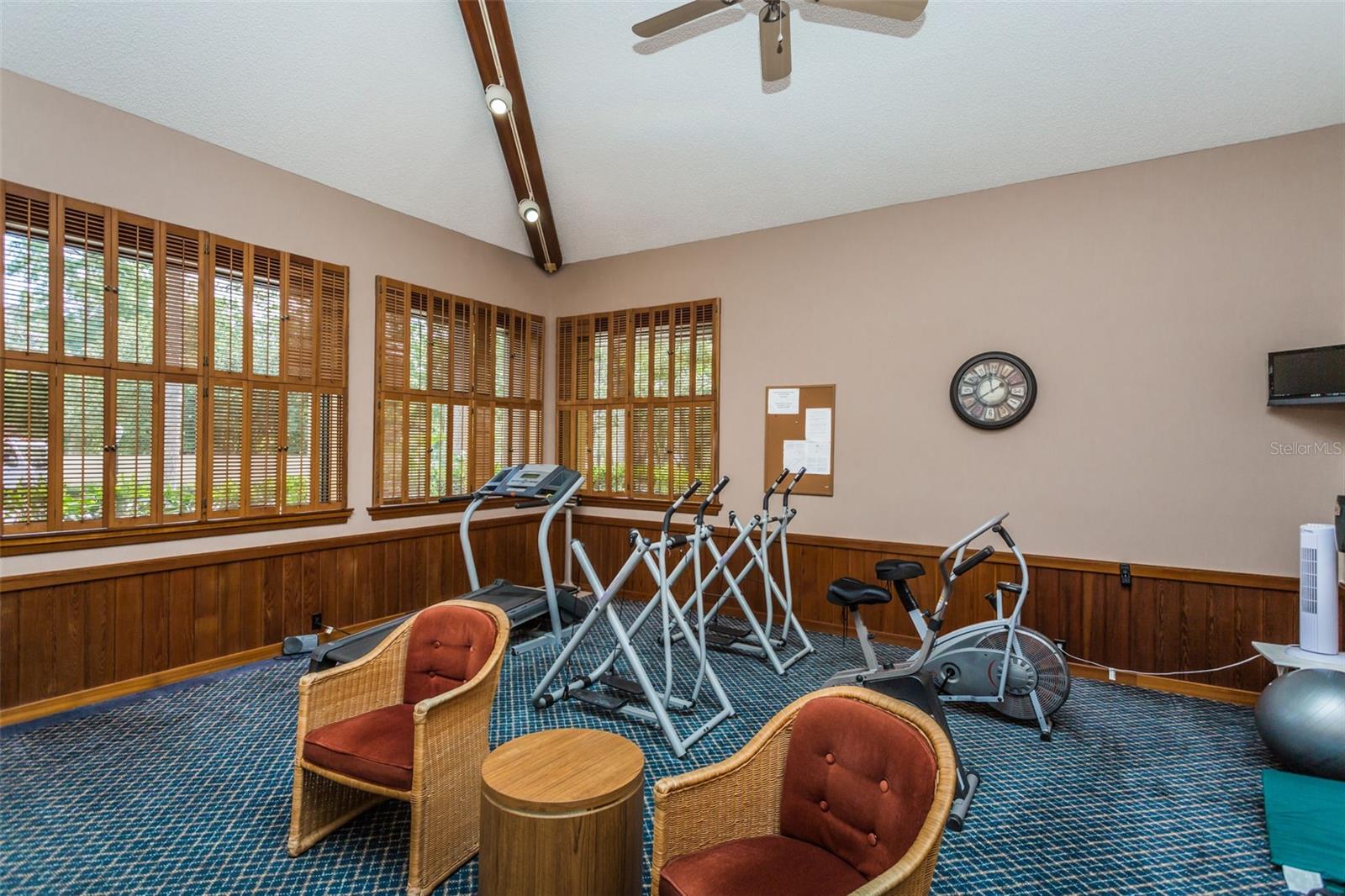 Image 76 of 85 For 3062 Eastland Boulevard 105