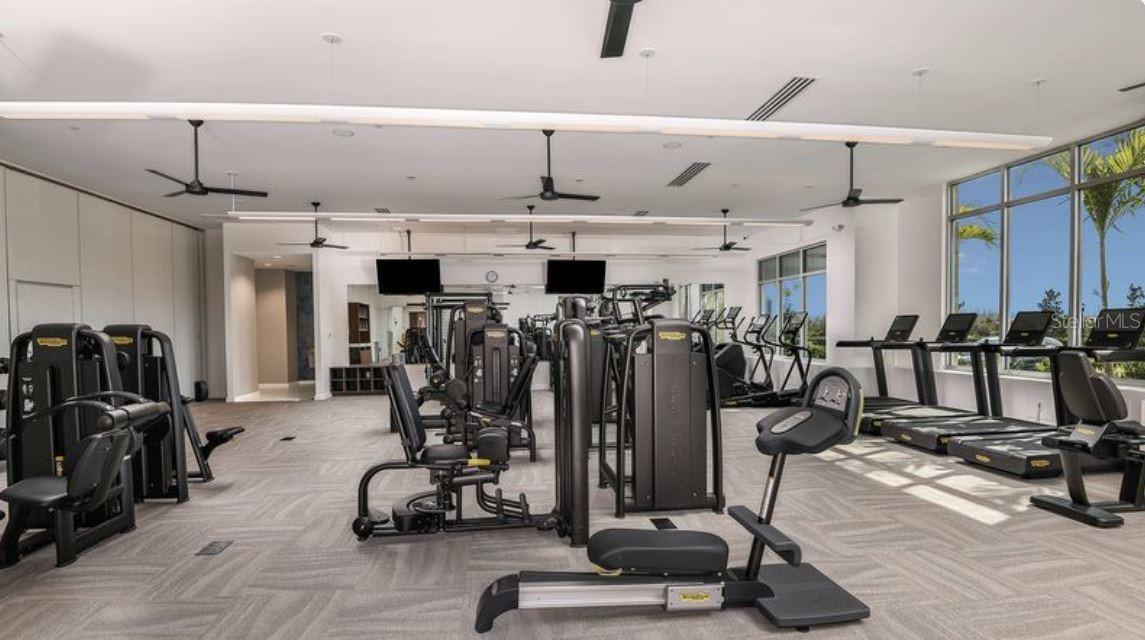 Image 23 of 28 For 3871 Cavour Court