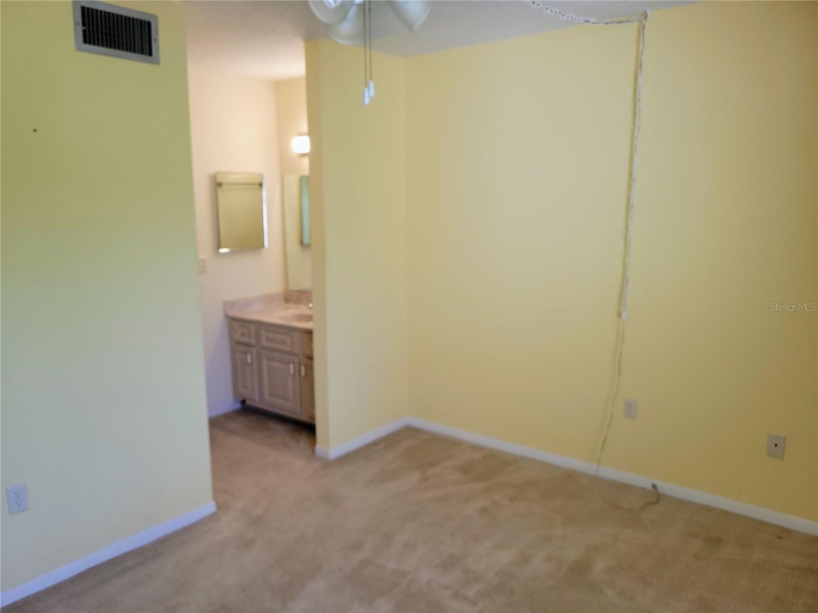 Image 15 of 26 For 1635 58th Terrace S 4