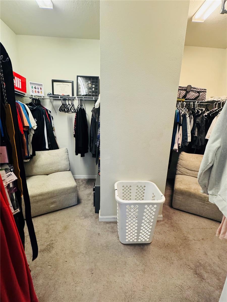 Listing photo id 19 for 11626 Dublin Grafton Drive