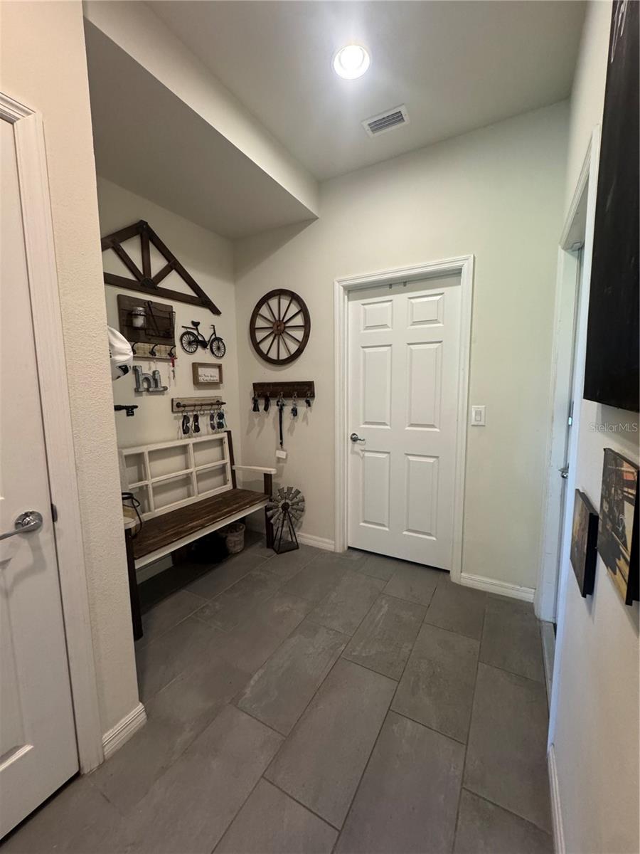 Listing photo id 25 for 11626 Dublin Grafton Drive