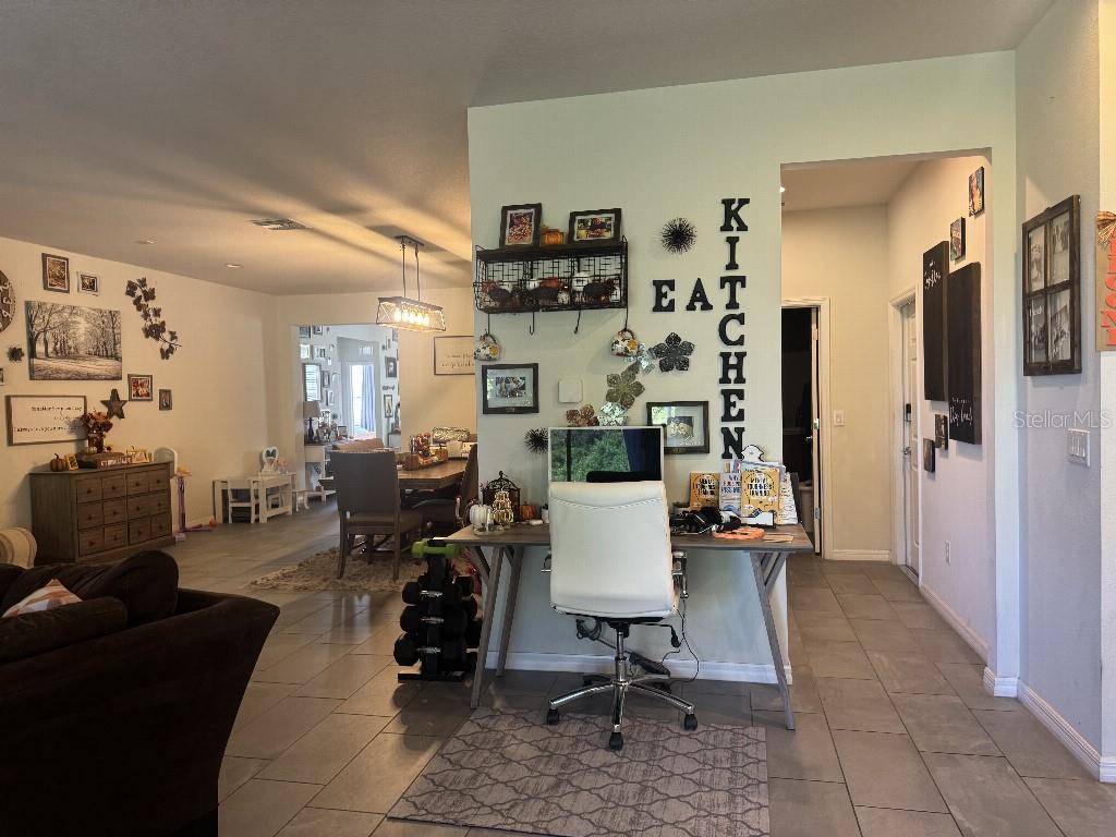 Listing photo id 5 for 11626 Dublin Grafton Drive