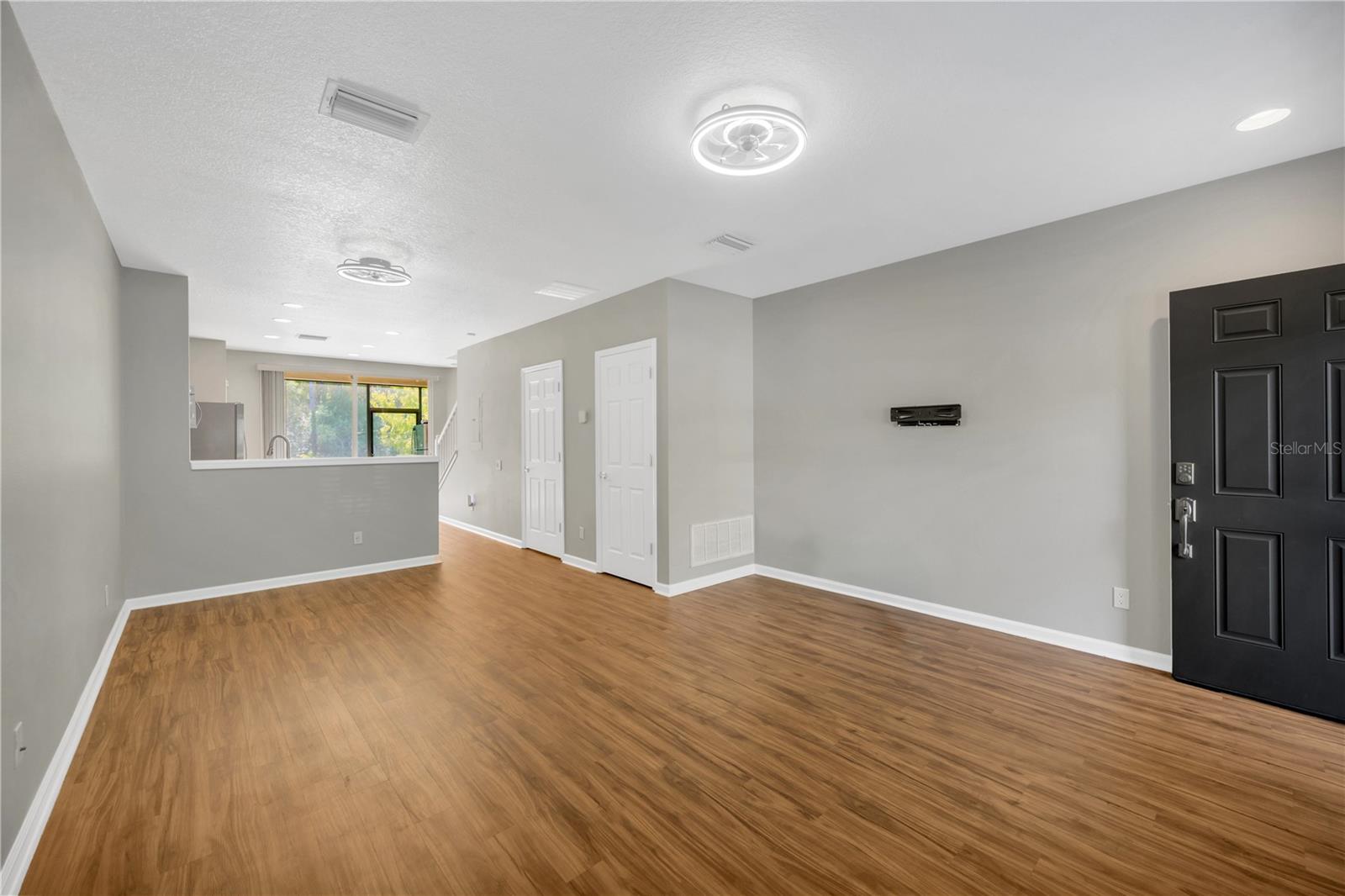 Image 5 of 40 For 10443 Westpark Preserve Boulevard