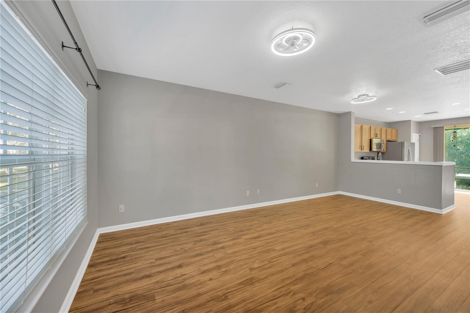 Image 6 of 40 For 10443 Westpark Preserve Boulevard