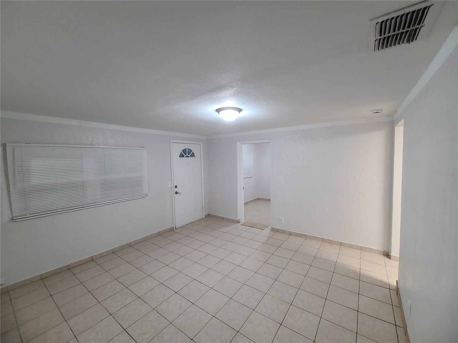 Image 5 of 11 For 1706 Sitka Street