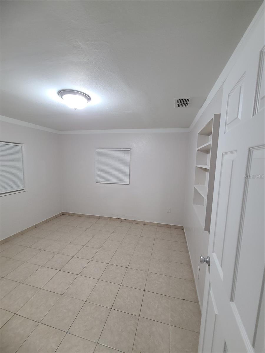 Image 8 of 11 For 1706 Sitka Street