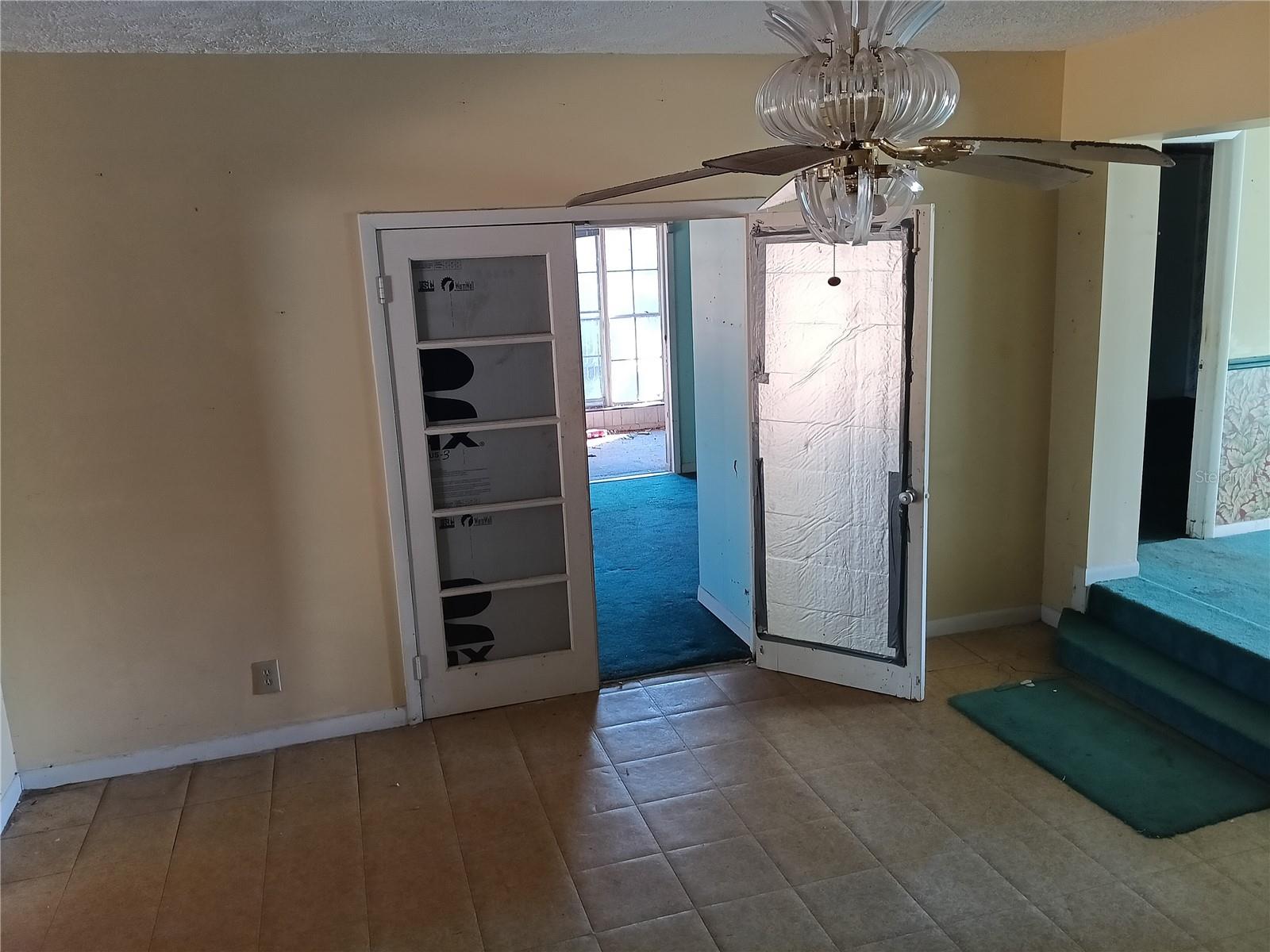 Image 21 of 34 For 9408 Bethune Drive