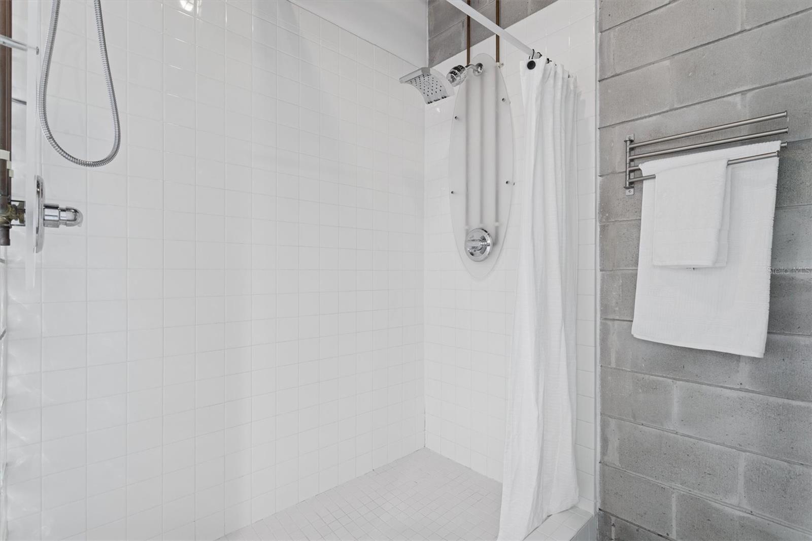 Image 21 of 25 For 217 12th Street 104