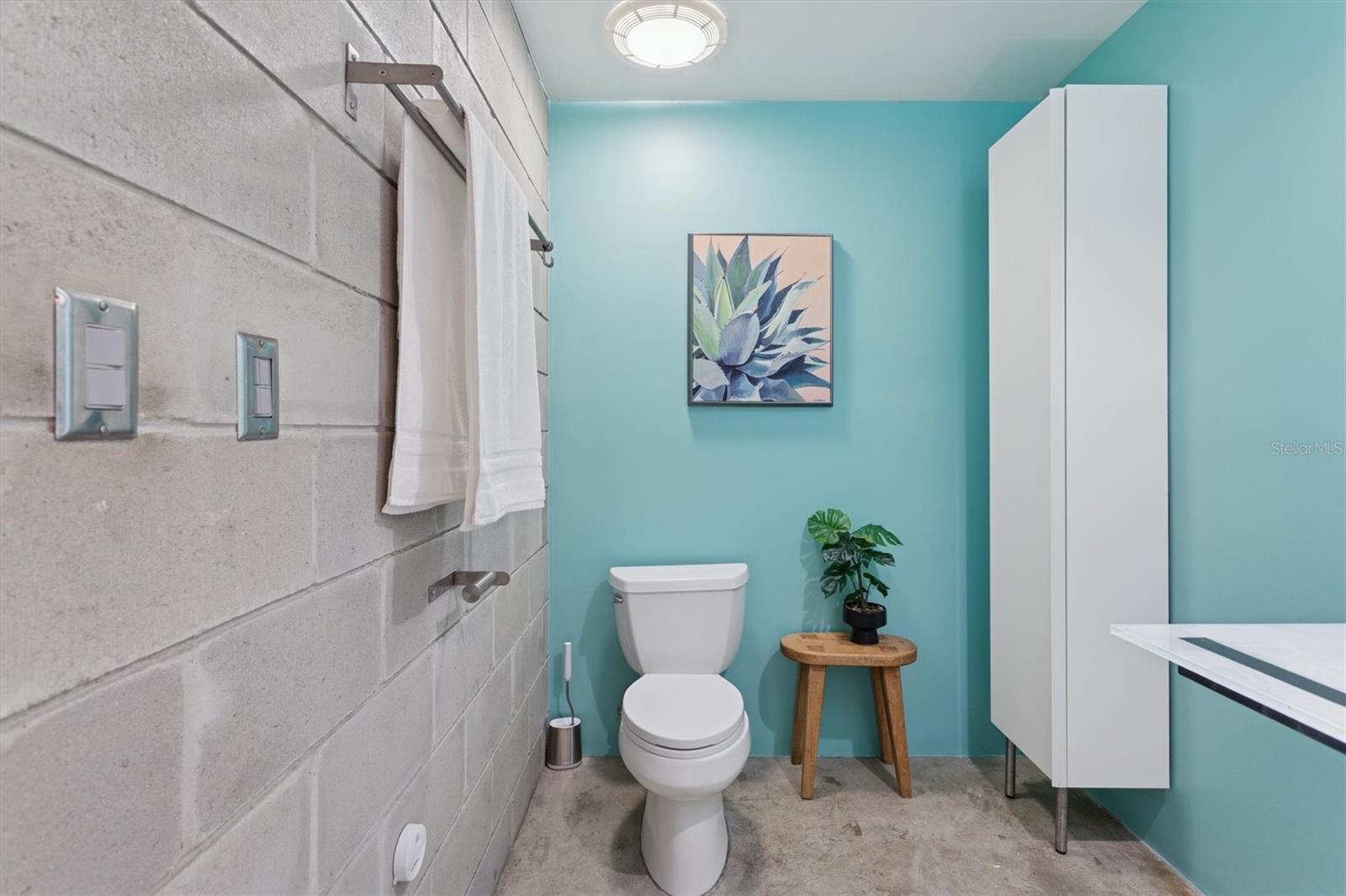 Image 22 of 25 For 217 12th Street 104