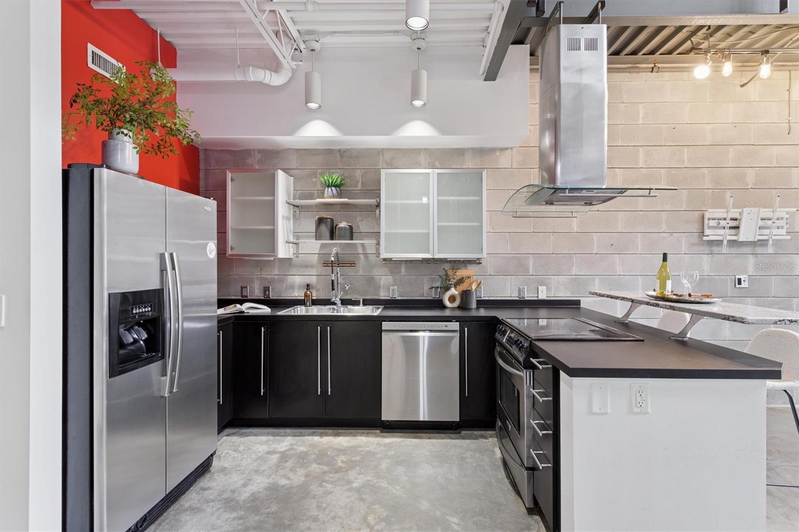 Image 7 of 25 For 217 12th Street 104