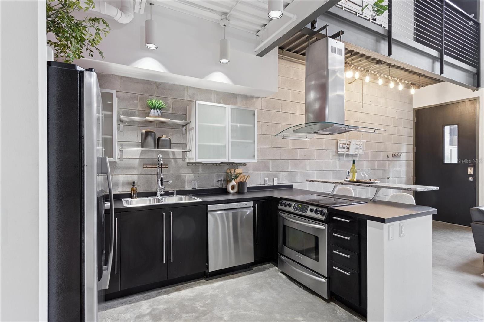 Image 8 of 25 For 217 12th Street 104