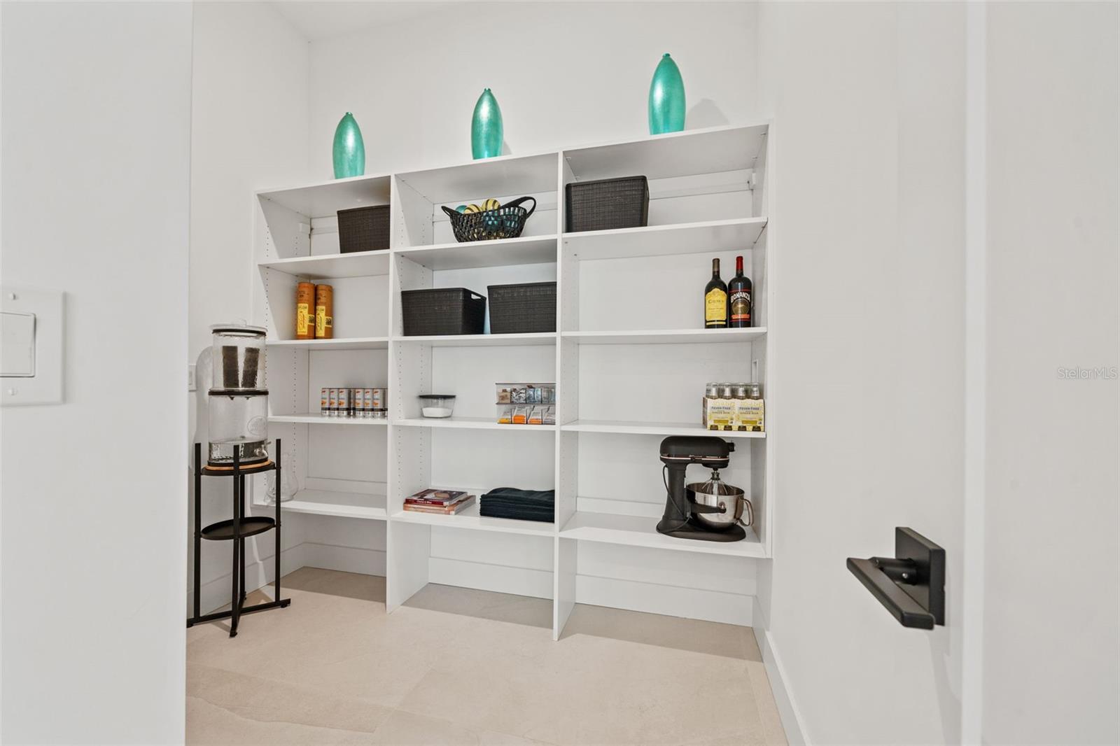 Image 16 of 61 For 5008 Elberon Street