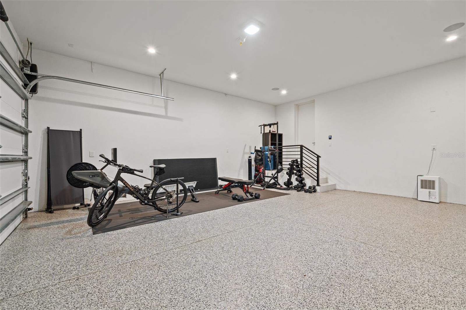 Image 53 of 61 For 5008 Elberon Street