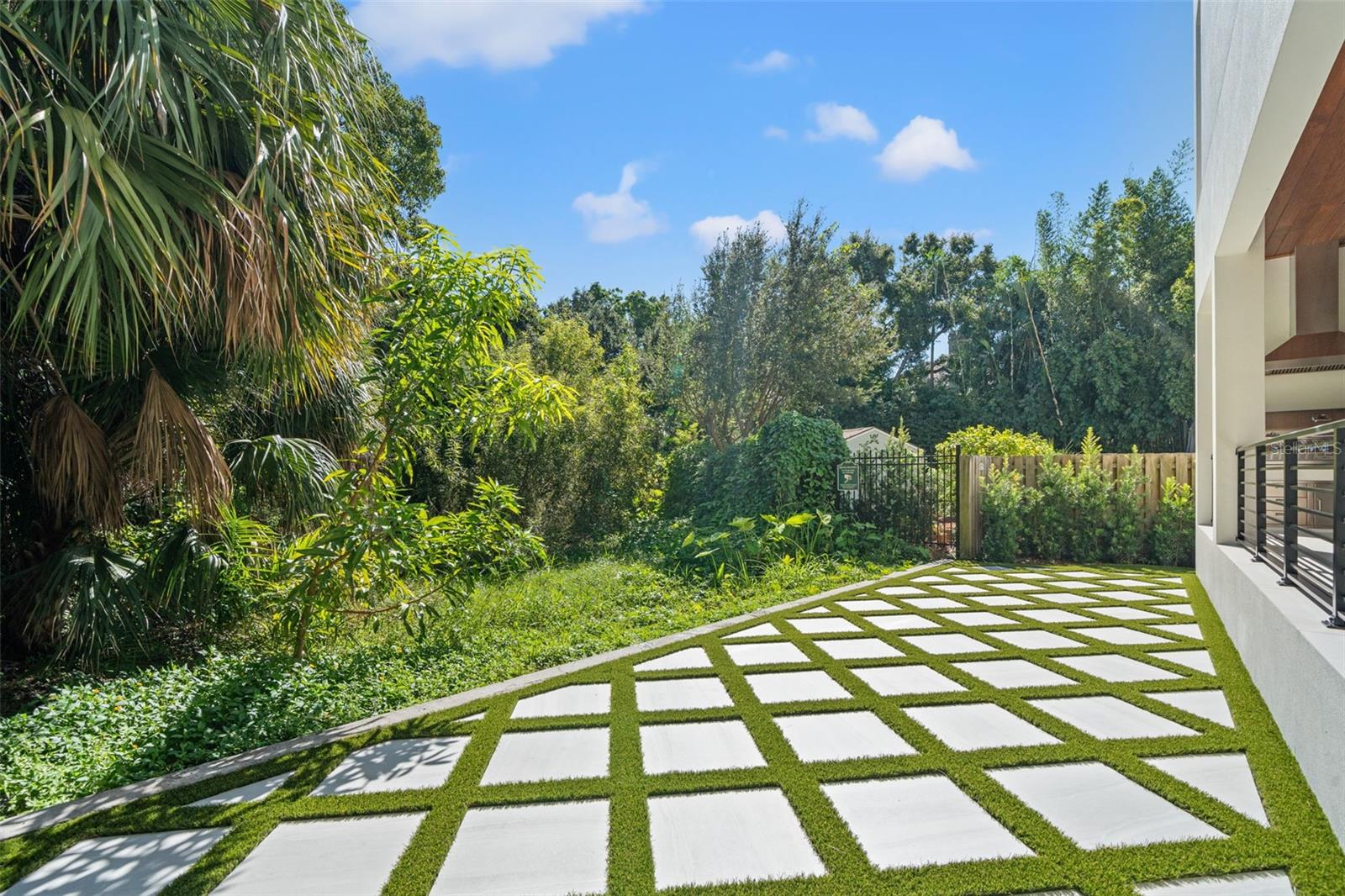 Image 55 of 61 For 5008 Elberon Street