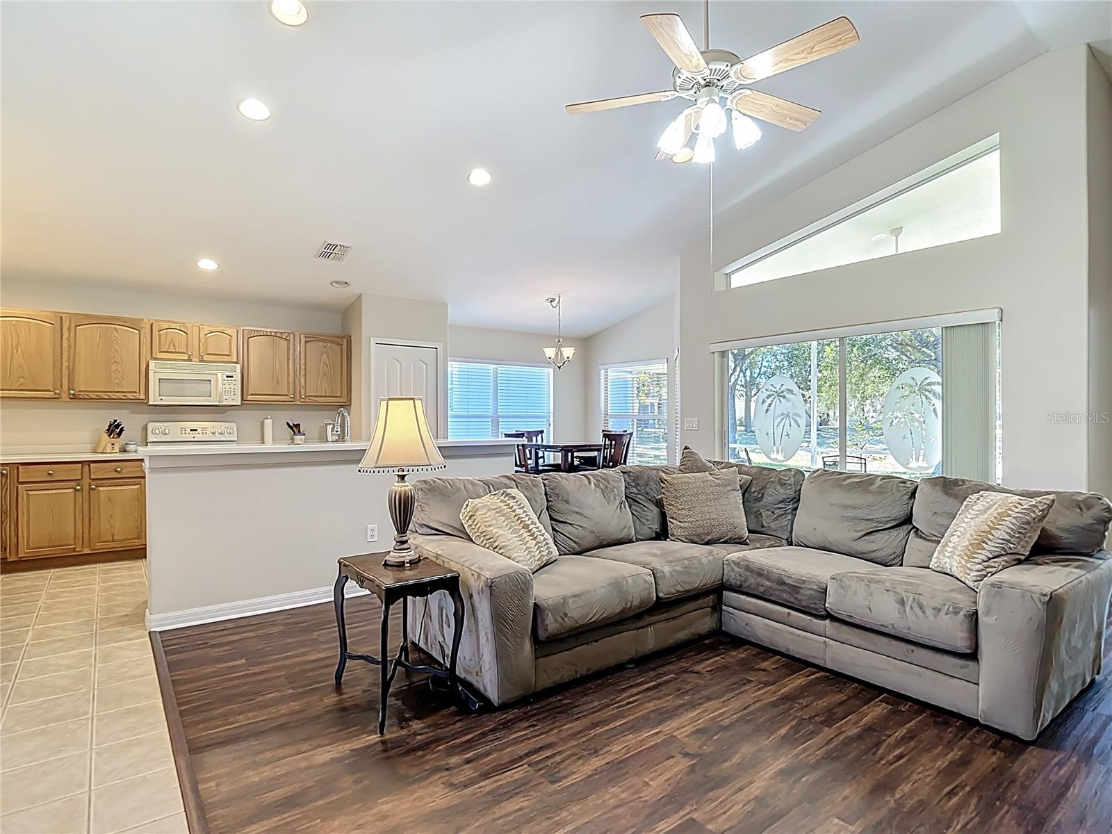 Image 14 of 48 For 456 Greenwich Circle