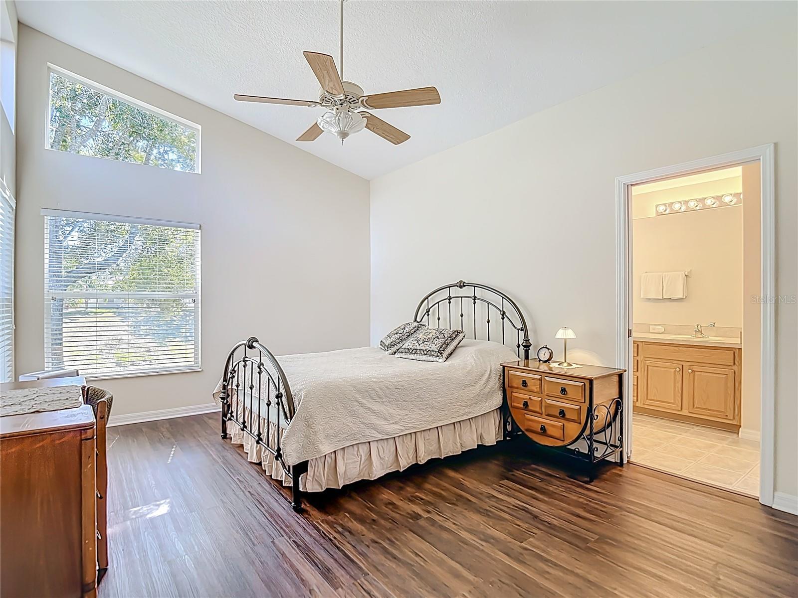 Image 24 of 48 For 456 Greenwich Circle