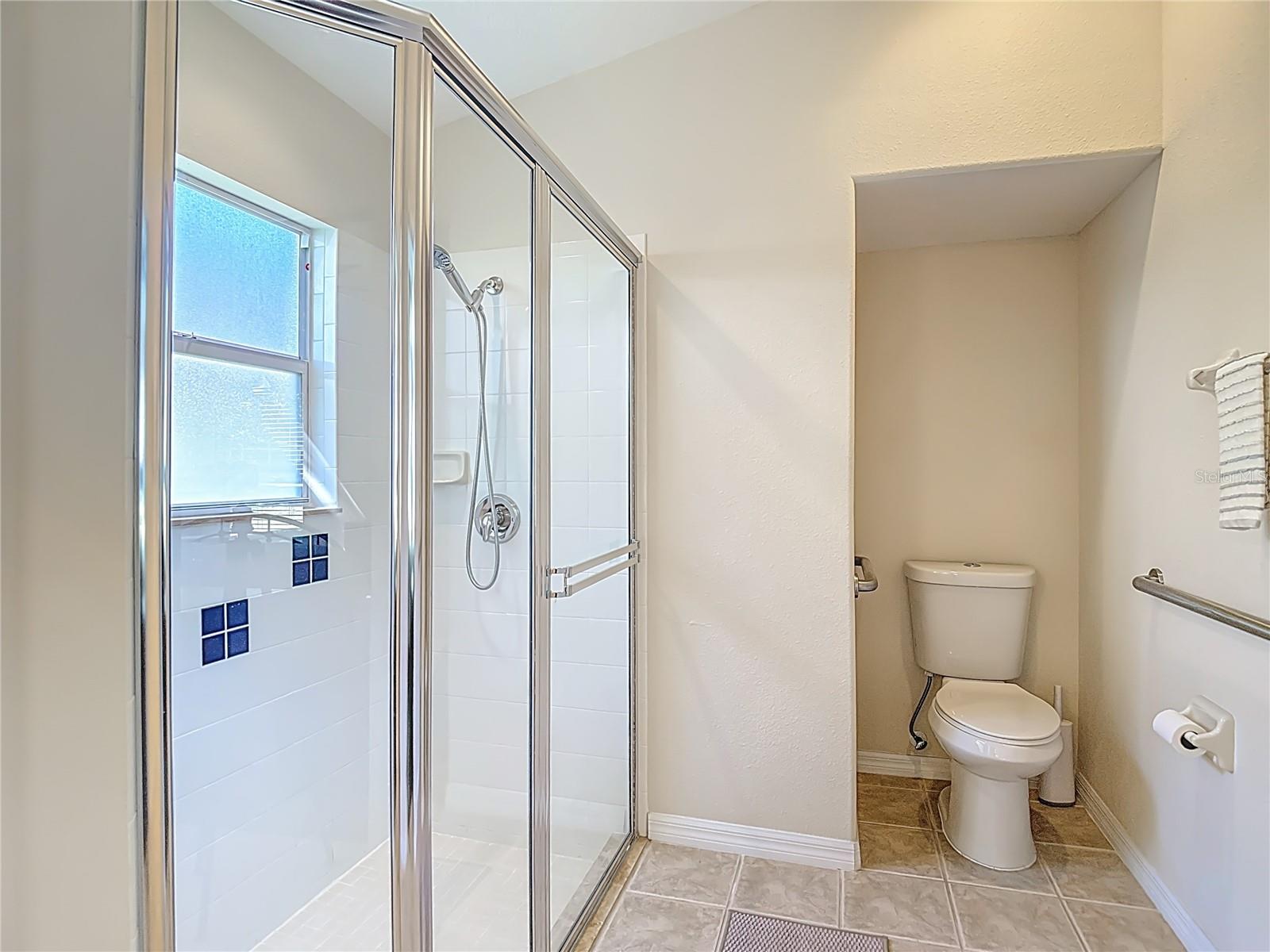 Image 27 of 48 For 456 Greenwich Circle