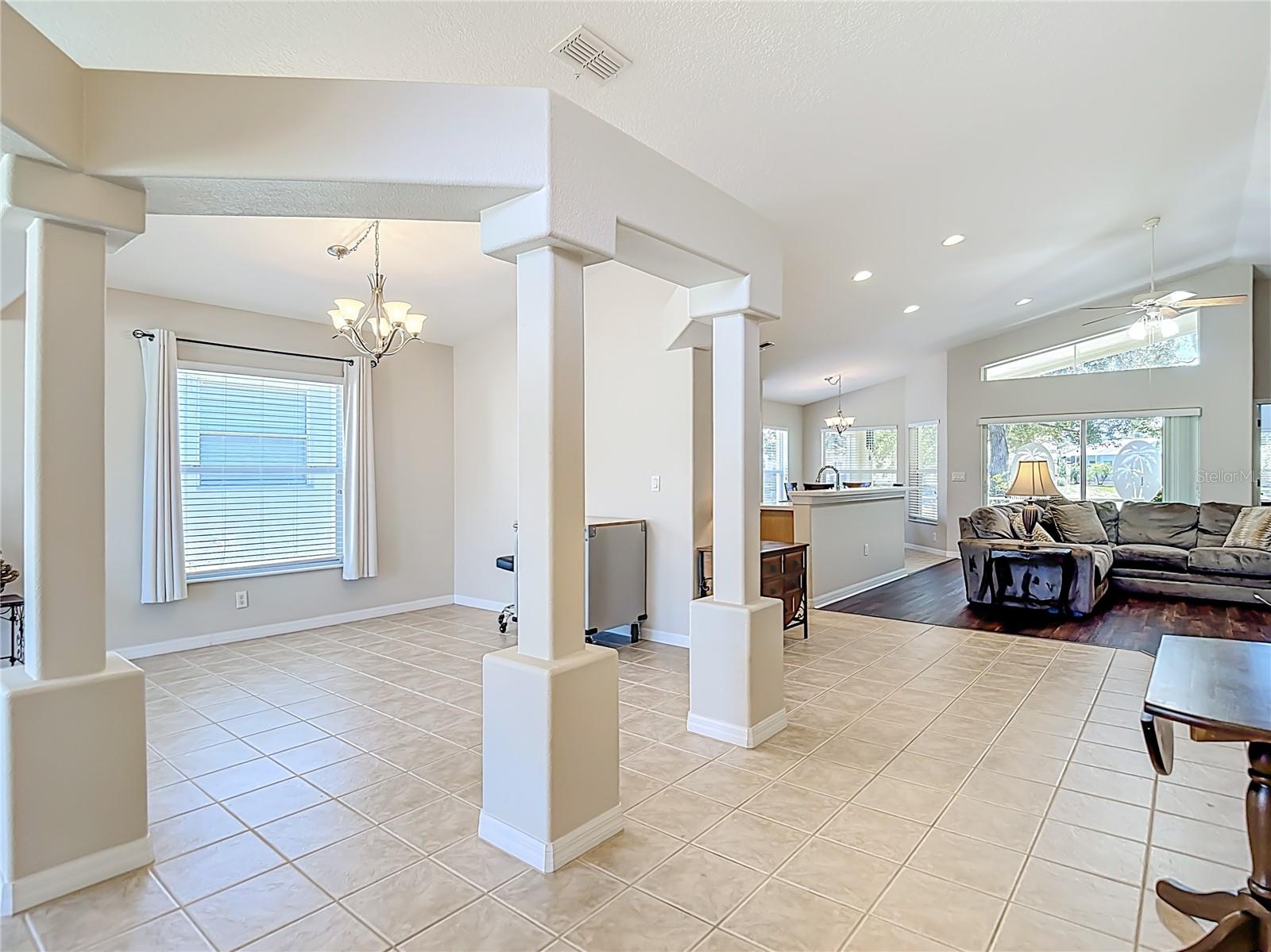 Image 9 of 48 For 456 Greenwich Circle