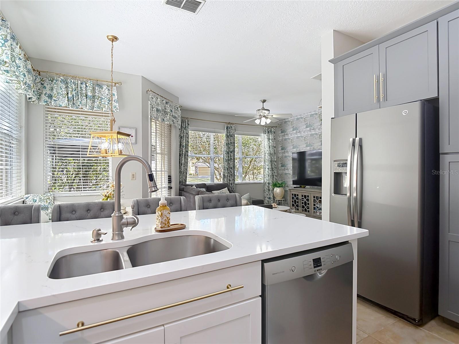 Image 18 of 59 For 8123 Stone Path Way