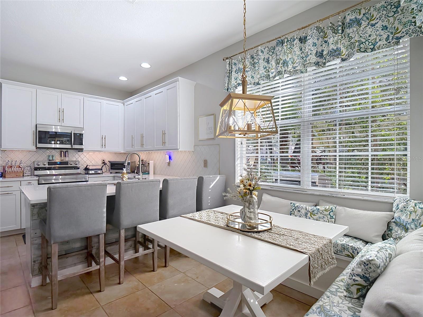 Image 4 of 59 For 8123 Stone Path Way