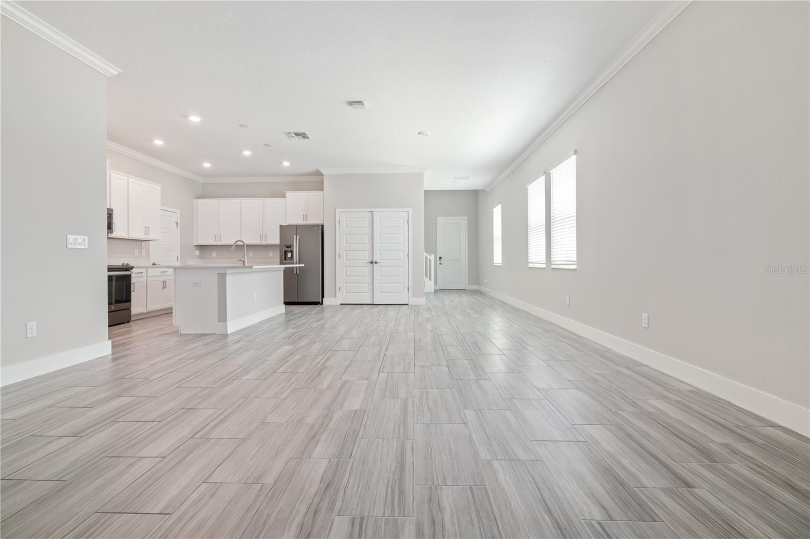 Image 16 of 34 For 7515 Faul Street