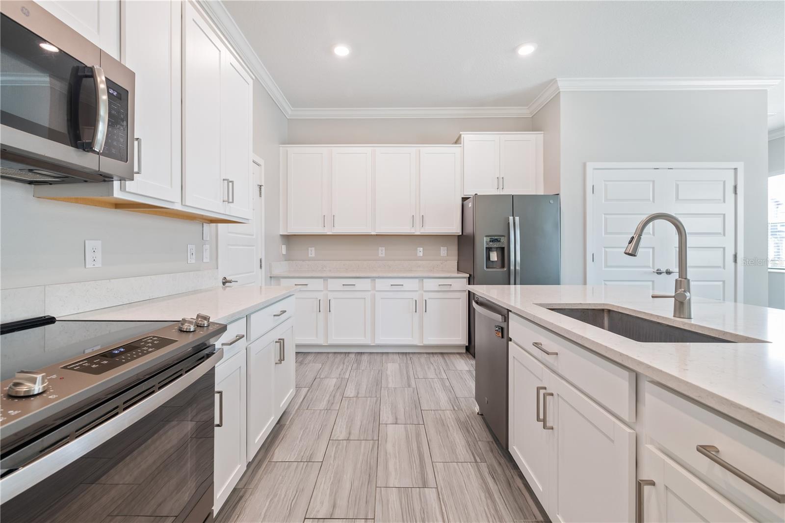 Image 9 of 34 For 7515 Faul Street