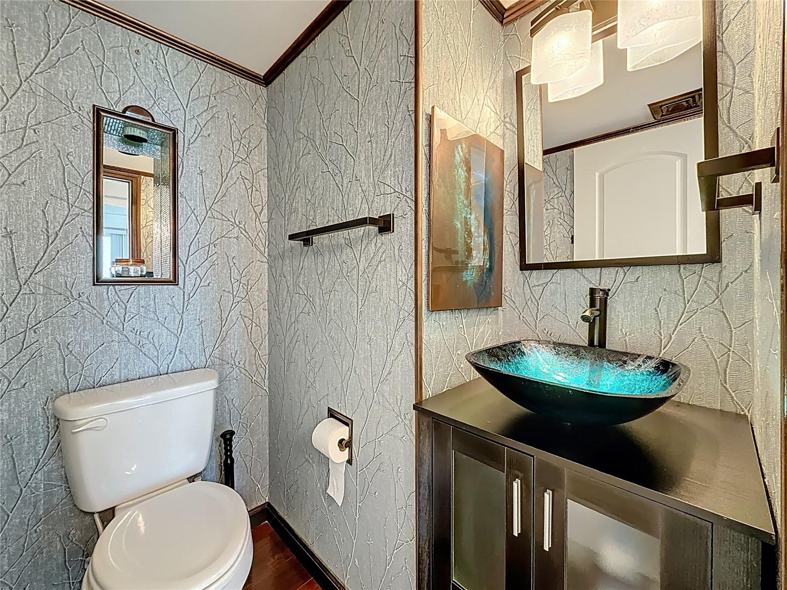 Image 44 of 98 For 1 Key Capri  201e