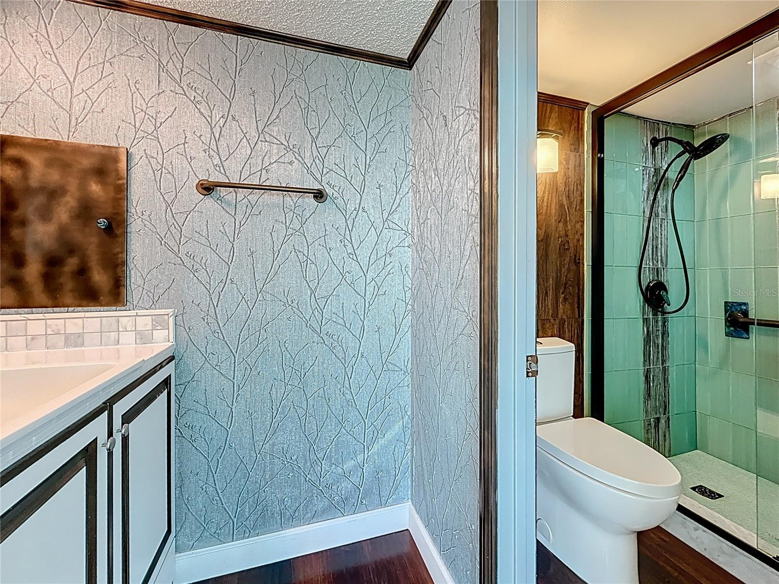 Image 50 of 98 For 1 Key Capri  201e