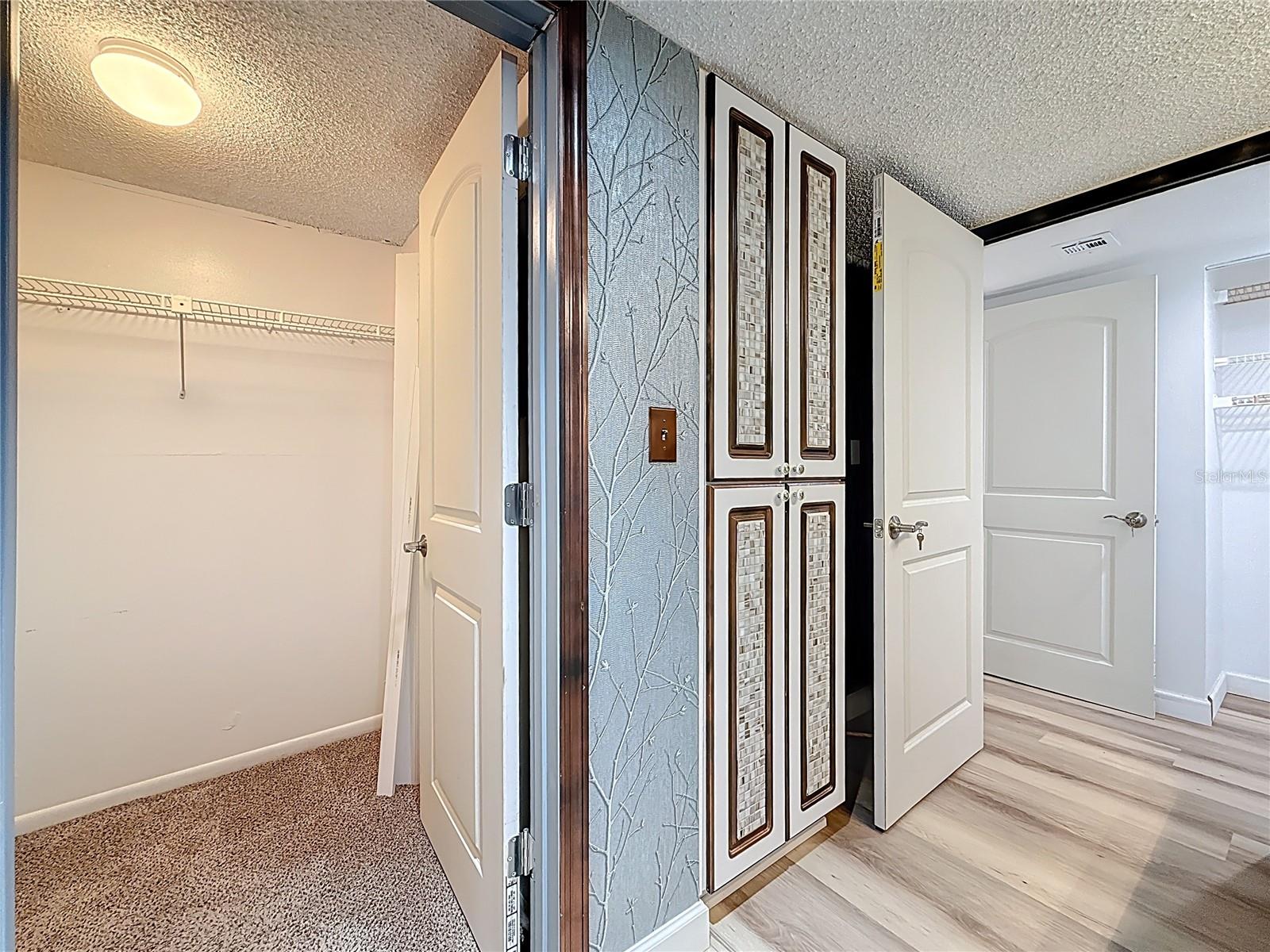 Image 59 of 98 For 1 Key Capri  201e