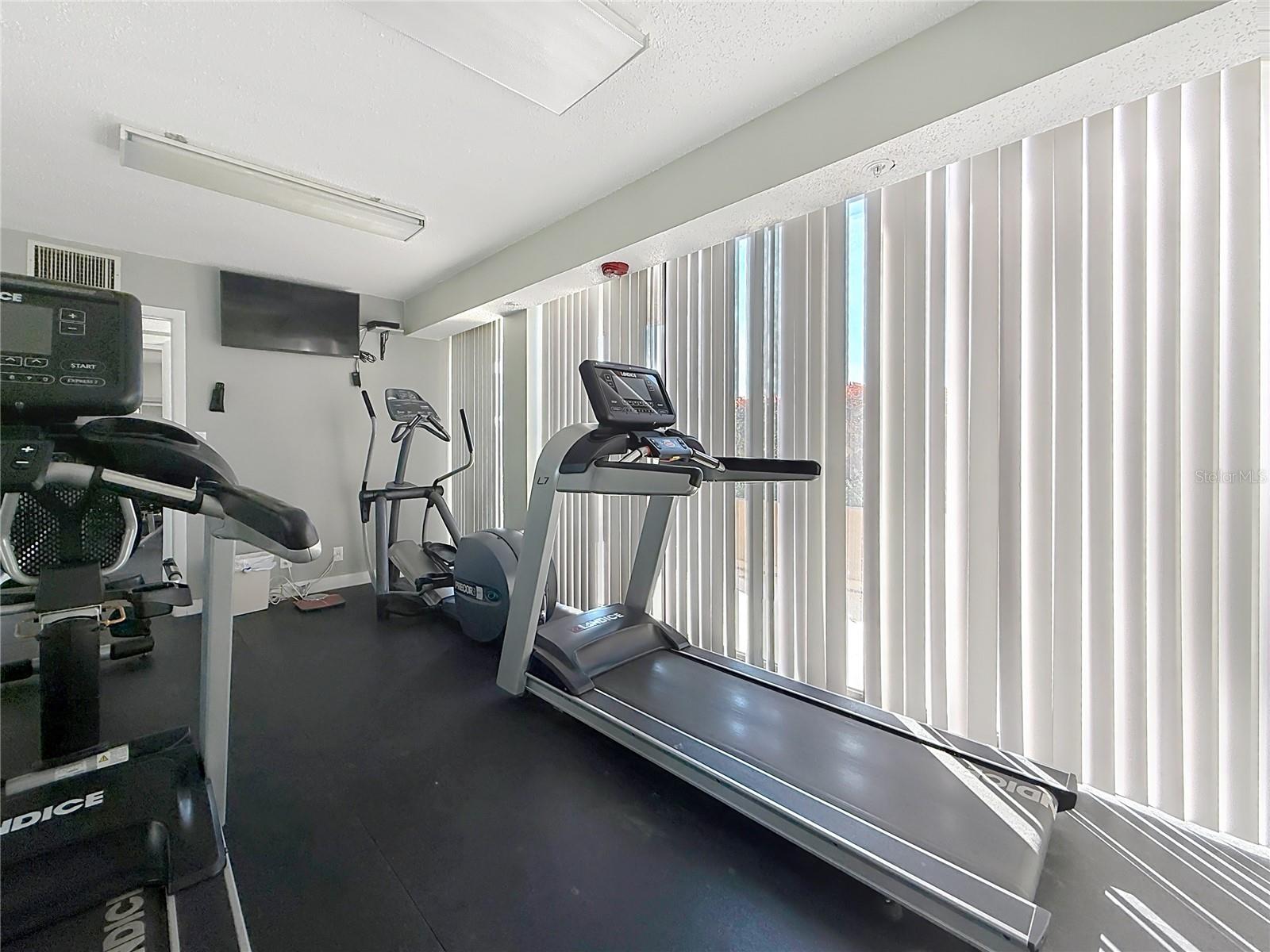 Image 68 of 98 For 1 Key Capri  201e