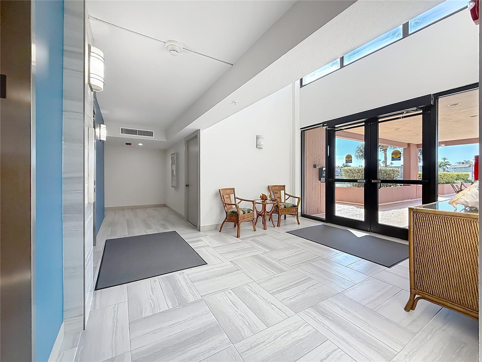 Image 8 of 98 For 1 Key Capri  201e