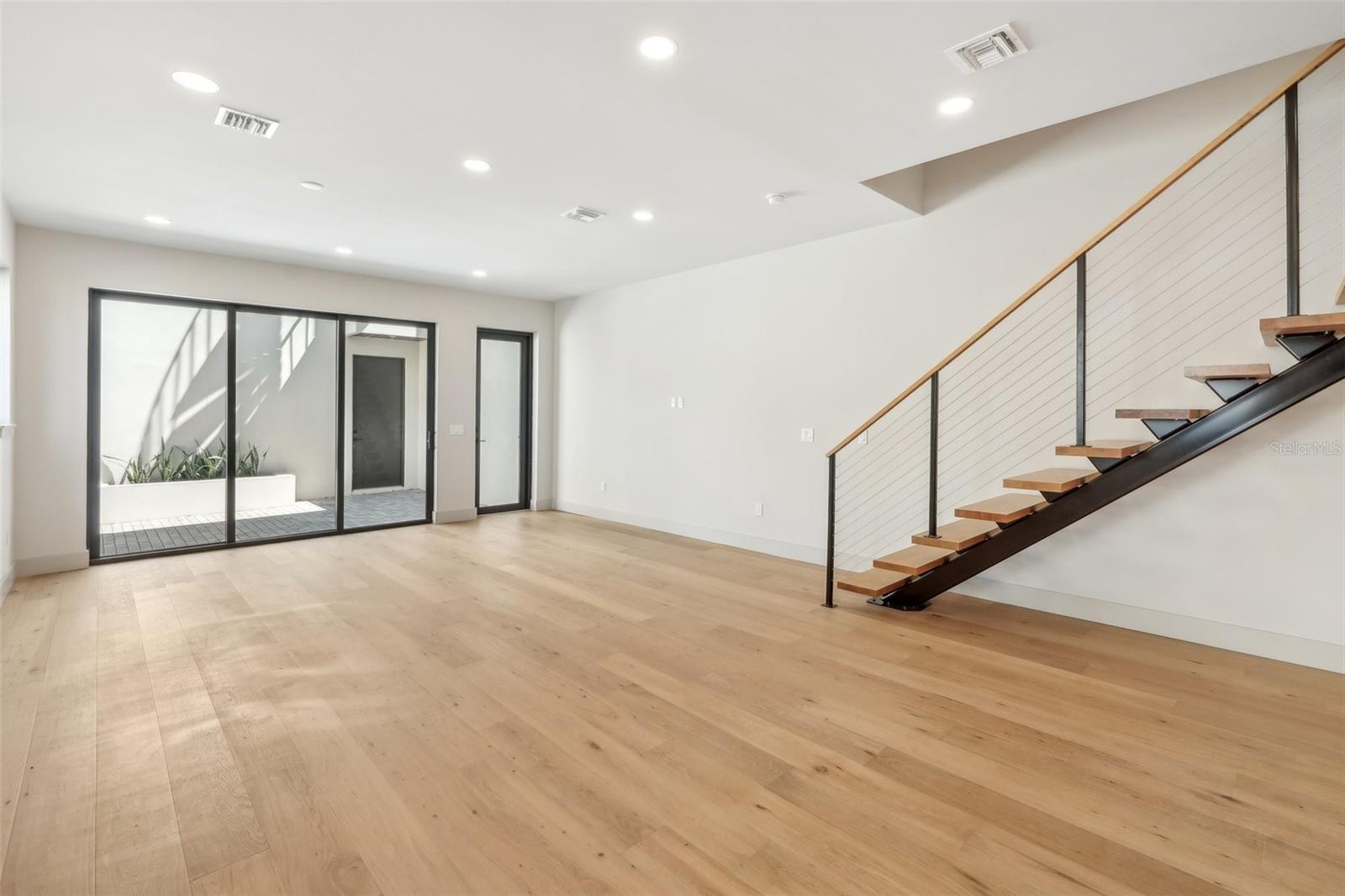 Image 12 of 40 For 1412 Moody Avenue A