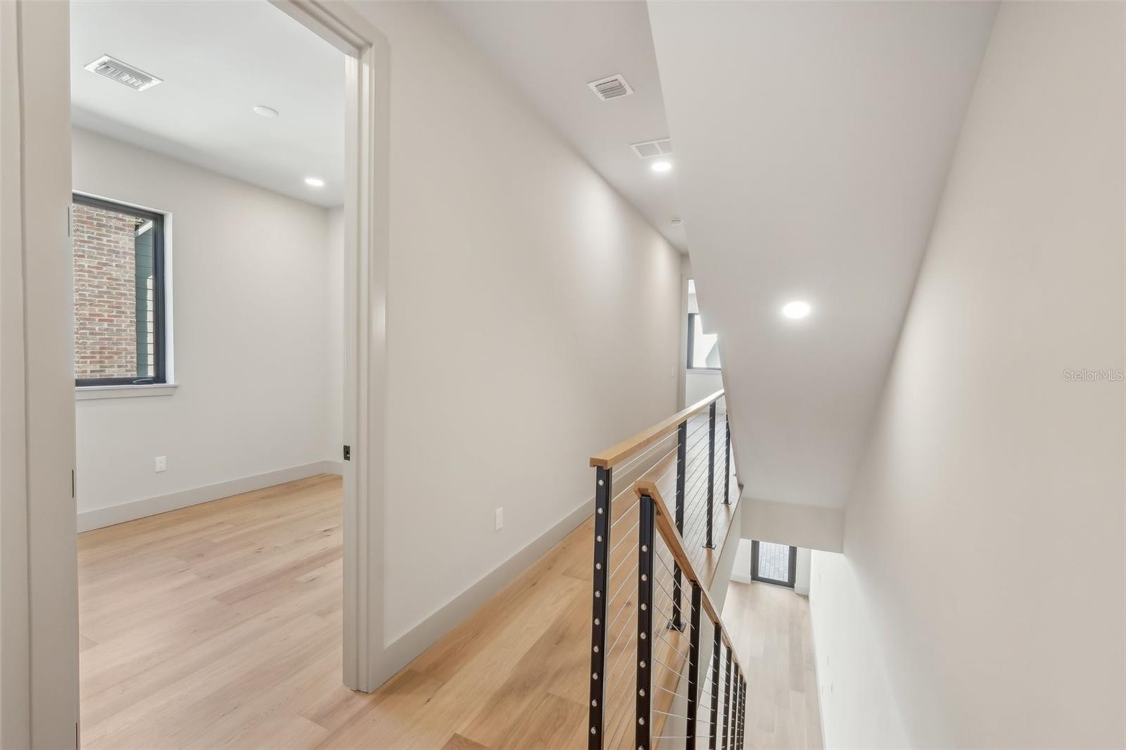 Image 14 of 40 For 1412 Moody Avenue A