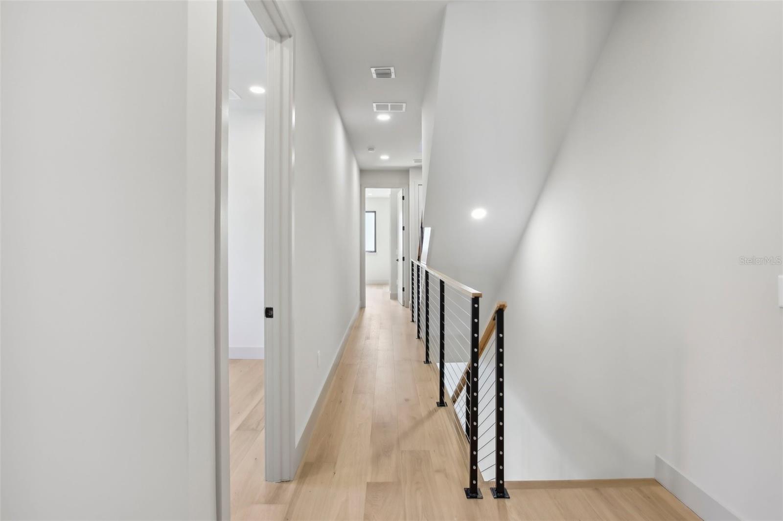 Image 24 of 40 For 1412 Moody Avenue A