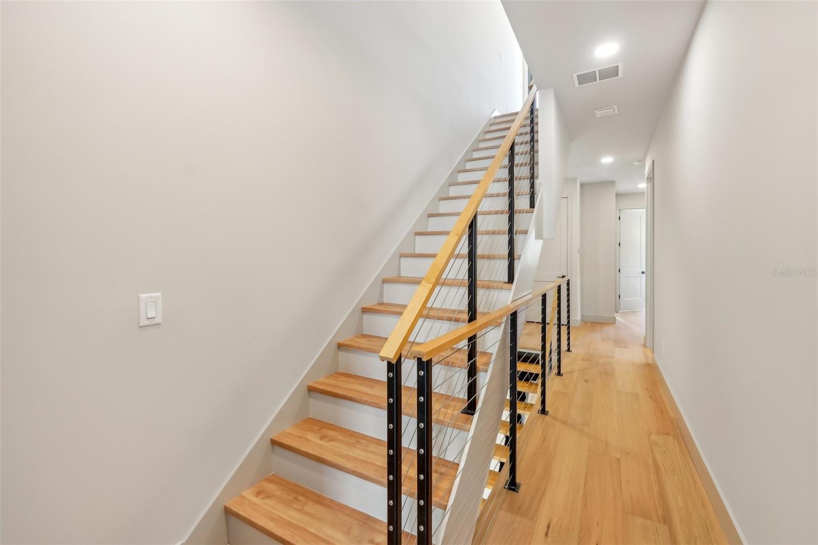 Image 32 of 40 For 1412 Moody Avenue A