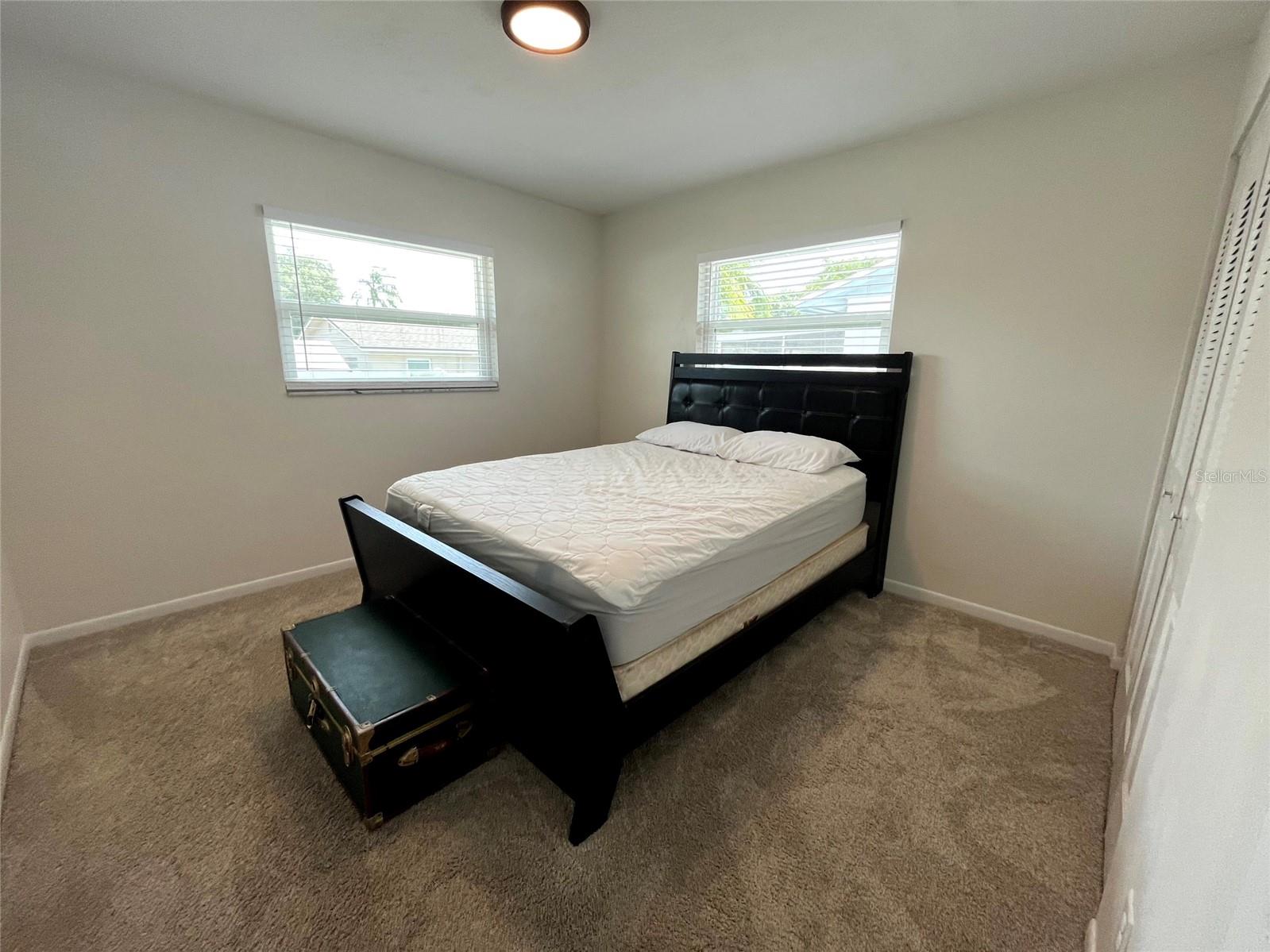 Image 17 of 29 For 1403 Stonehaven Way