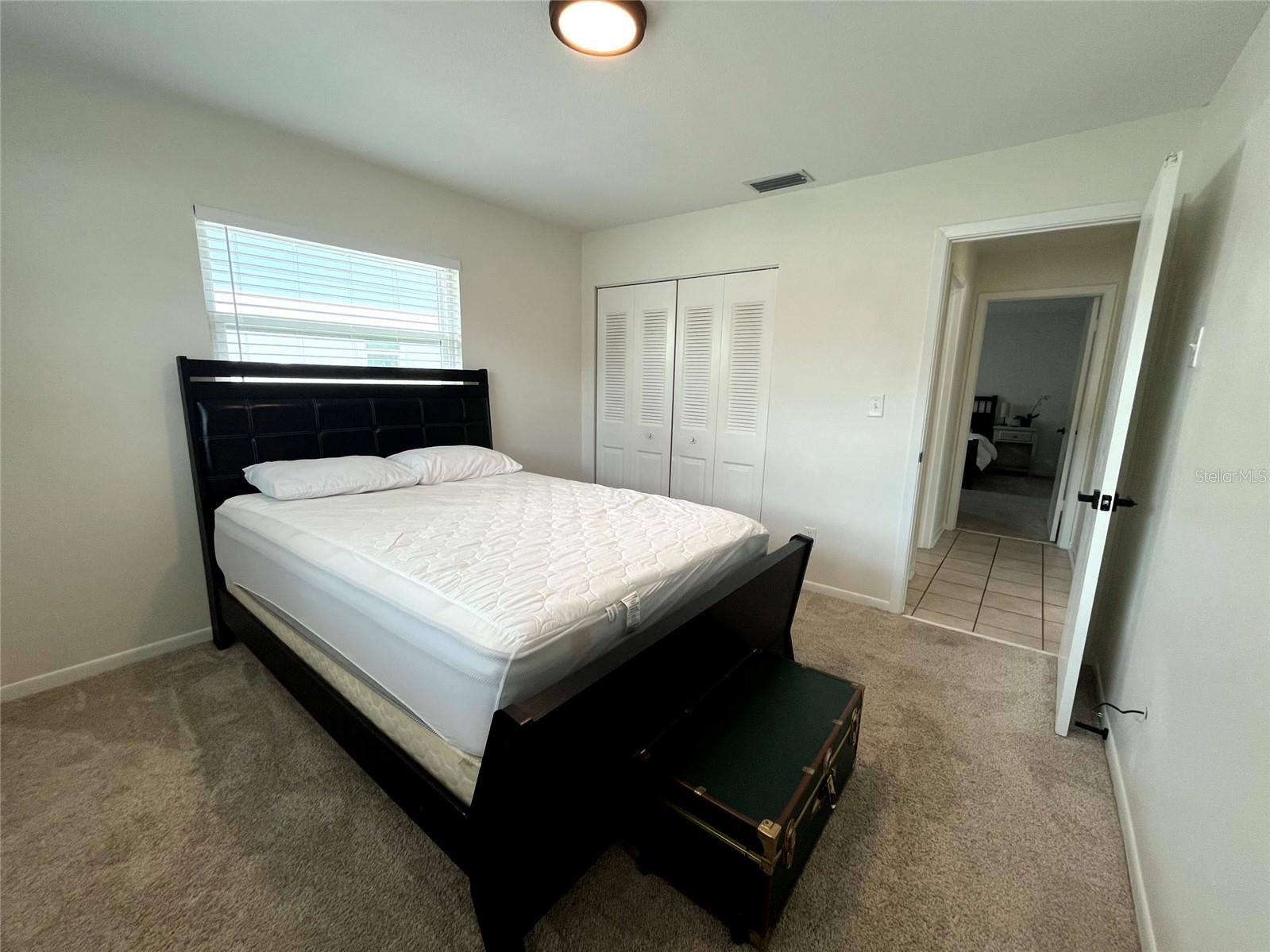 Image 18 of 29 For 1403 Stonehaven Way
