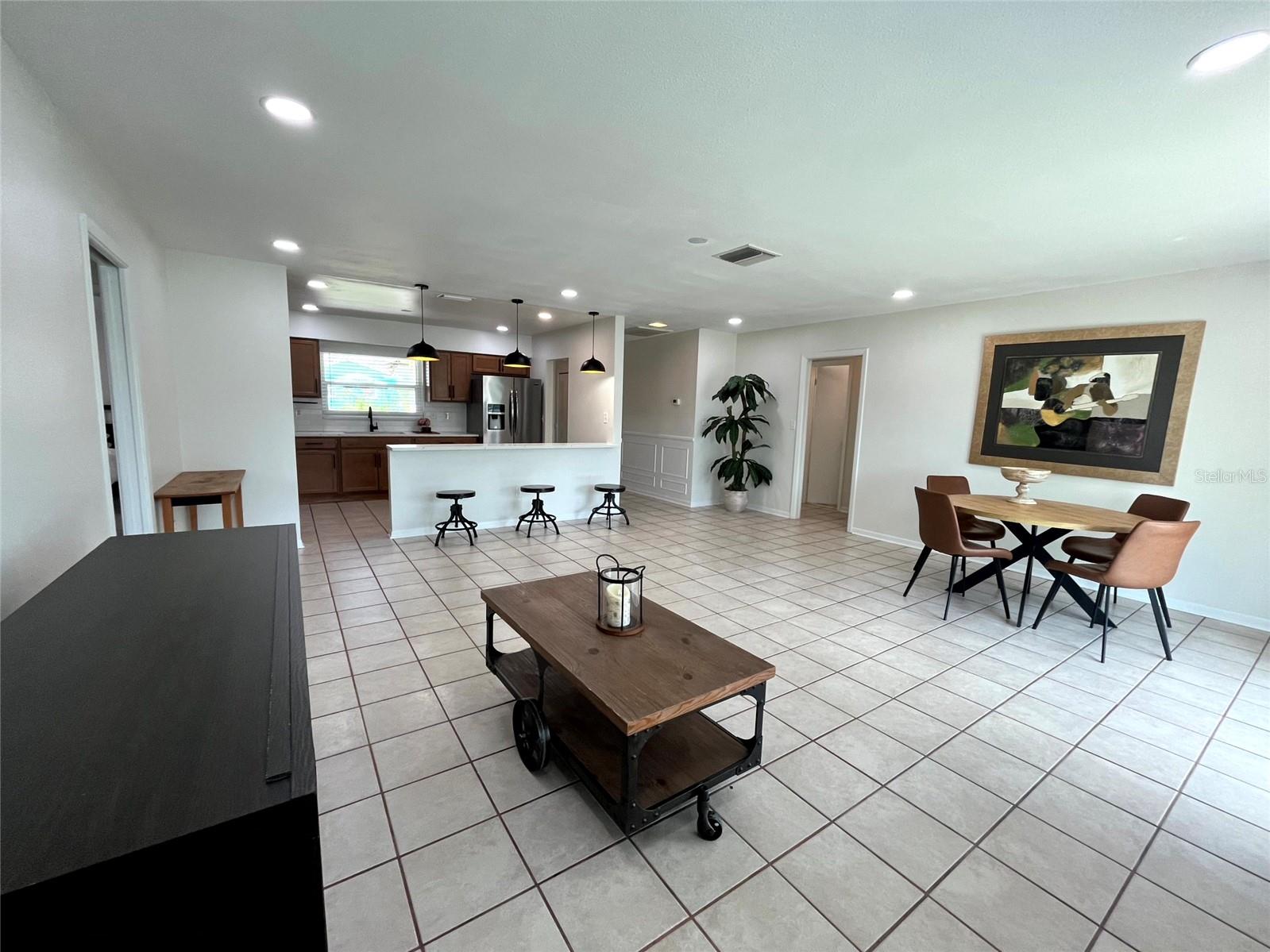 Image 6 of 29 For 1403 Stonehaven Way