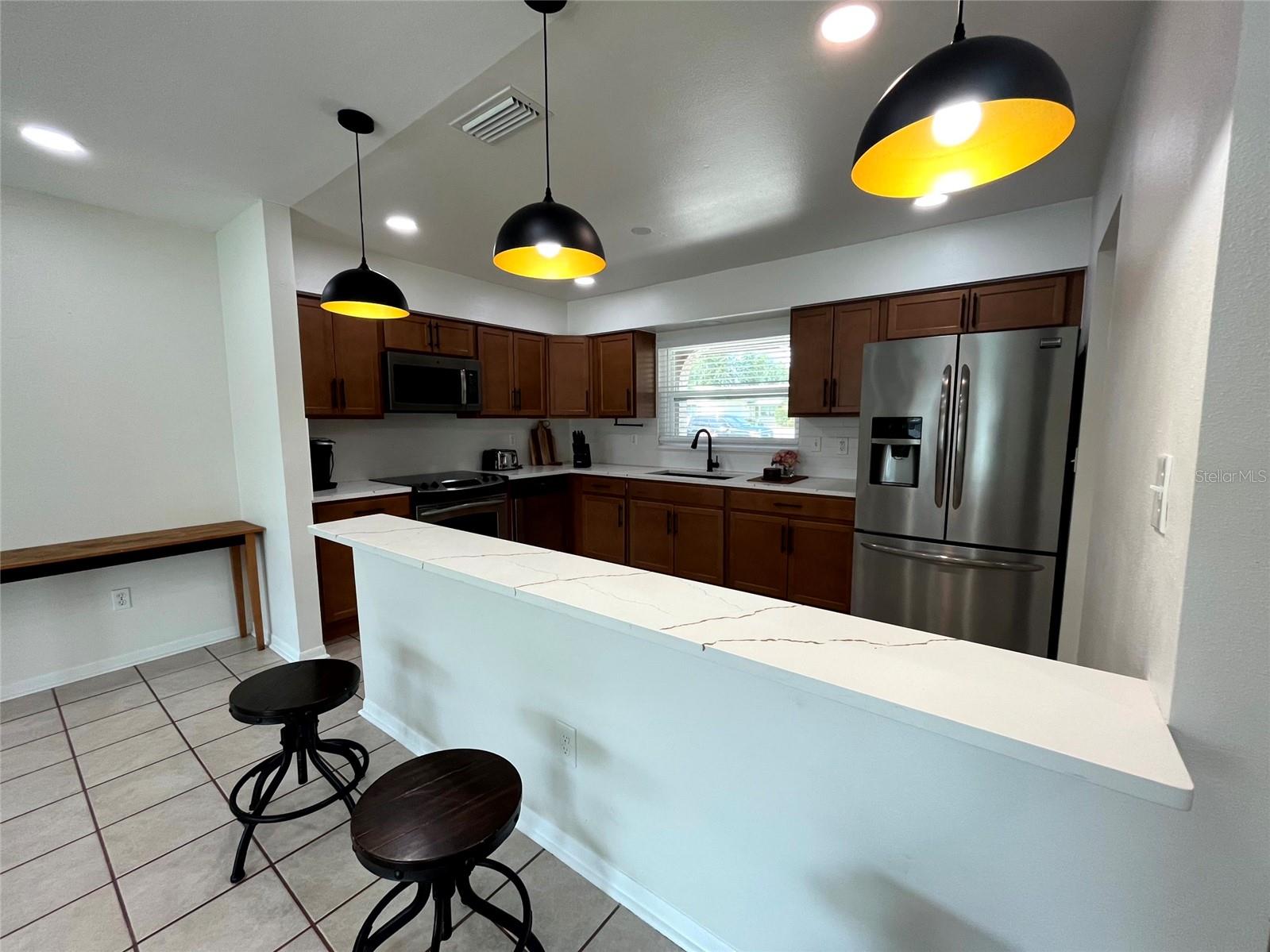 Image 9 of 29 For 1403 Stonehaven Way