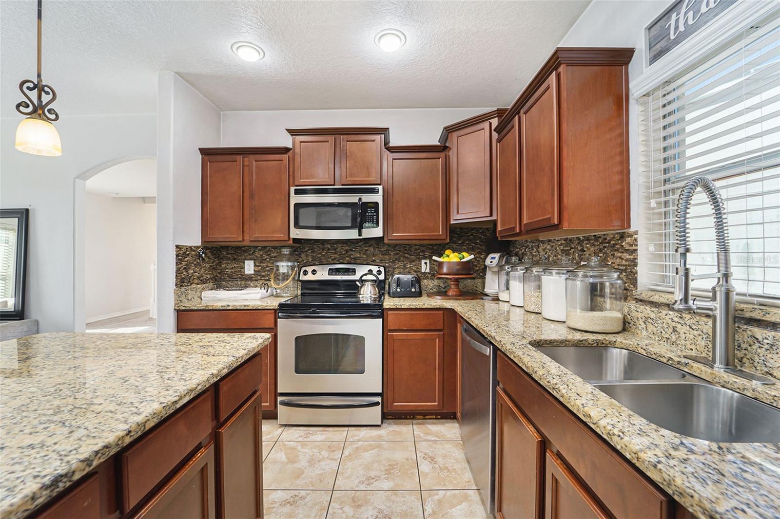 Image 11 of 32 For 1421 Tahoe Springs Court