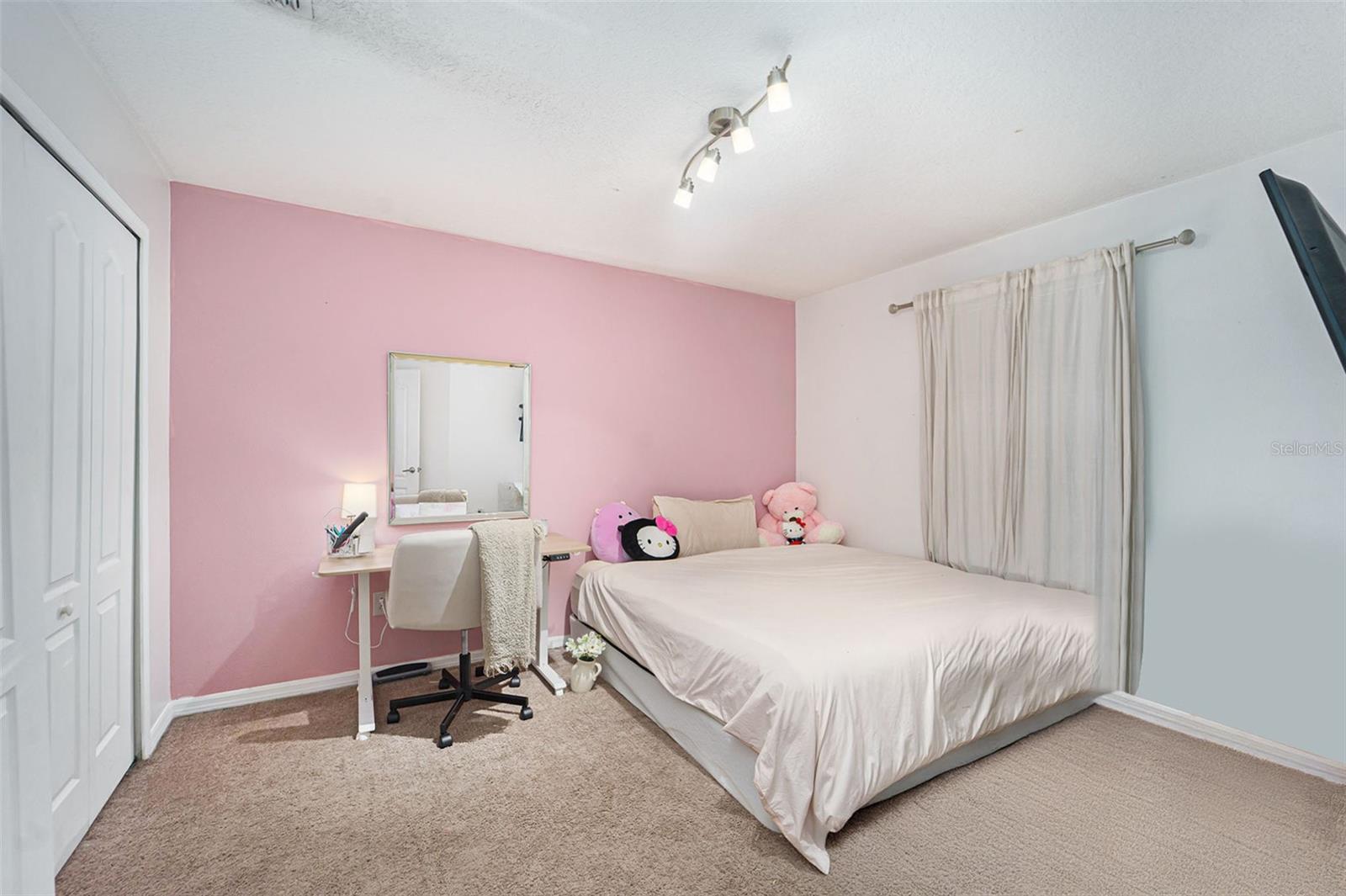 Image 18 of 32 For 1421 Tahoe Springs Court