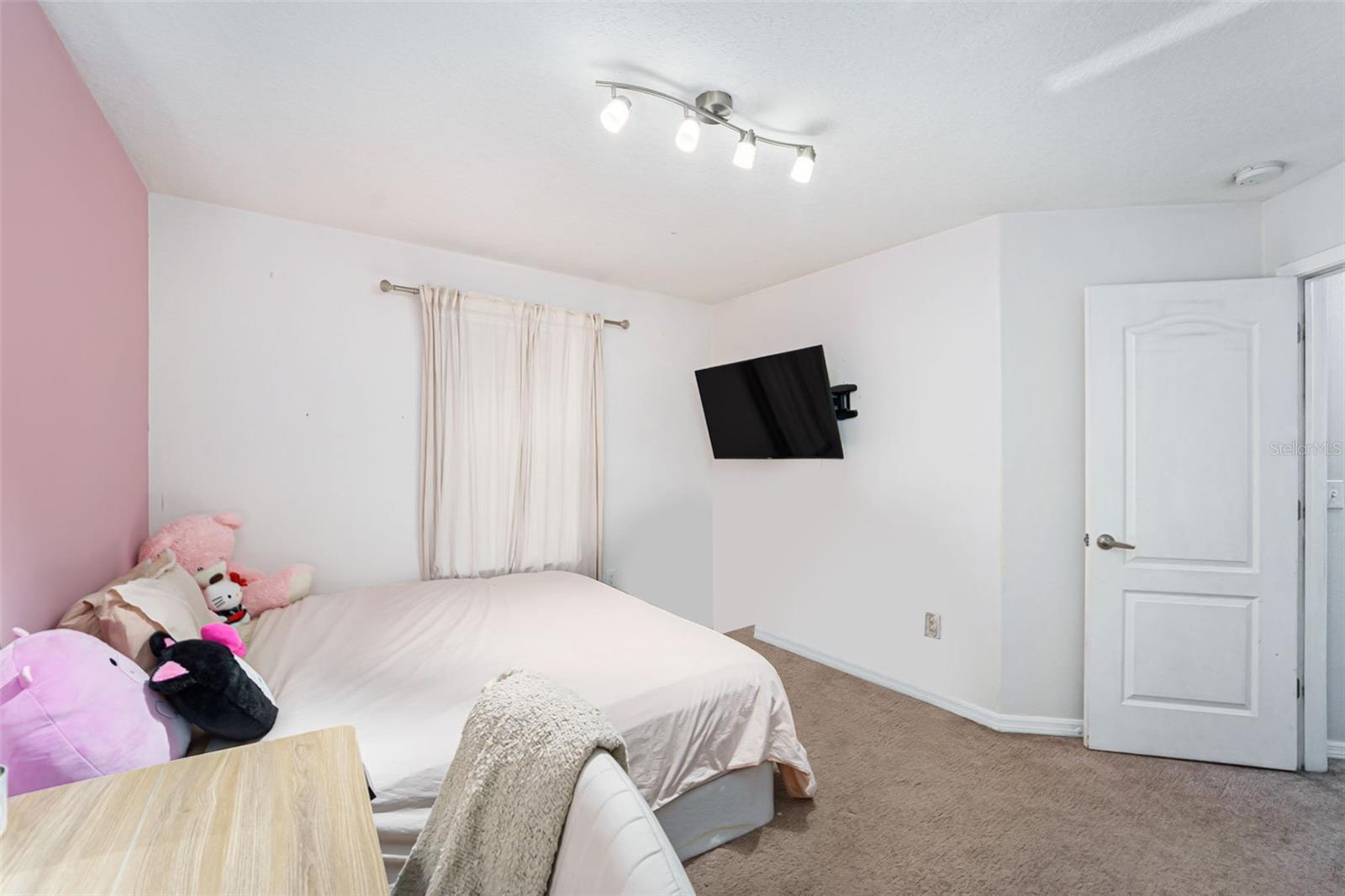 Image 19 of 32 For 1421 Tahoe Springs Court