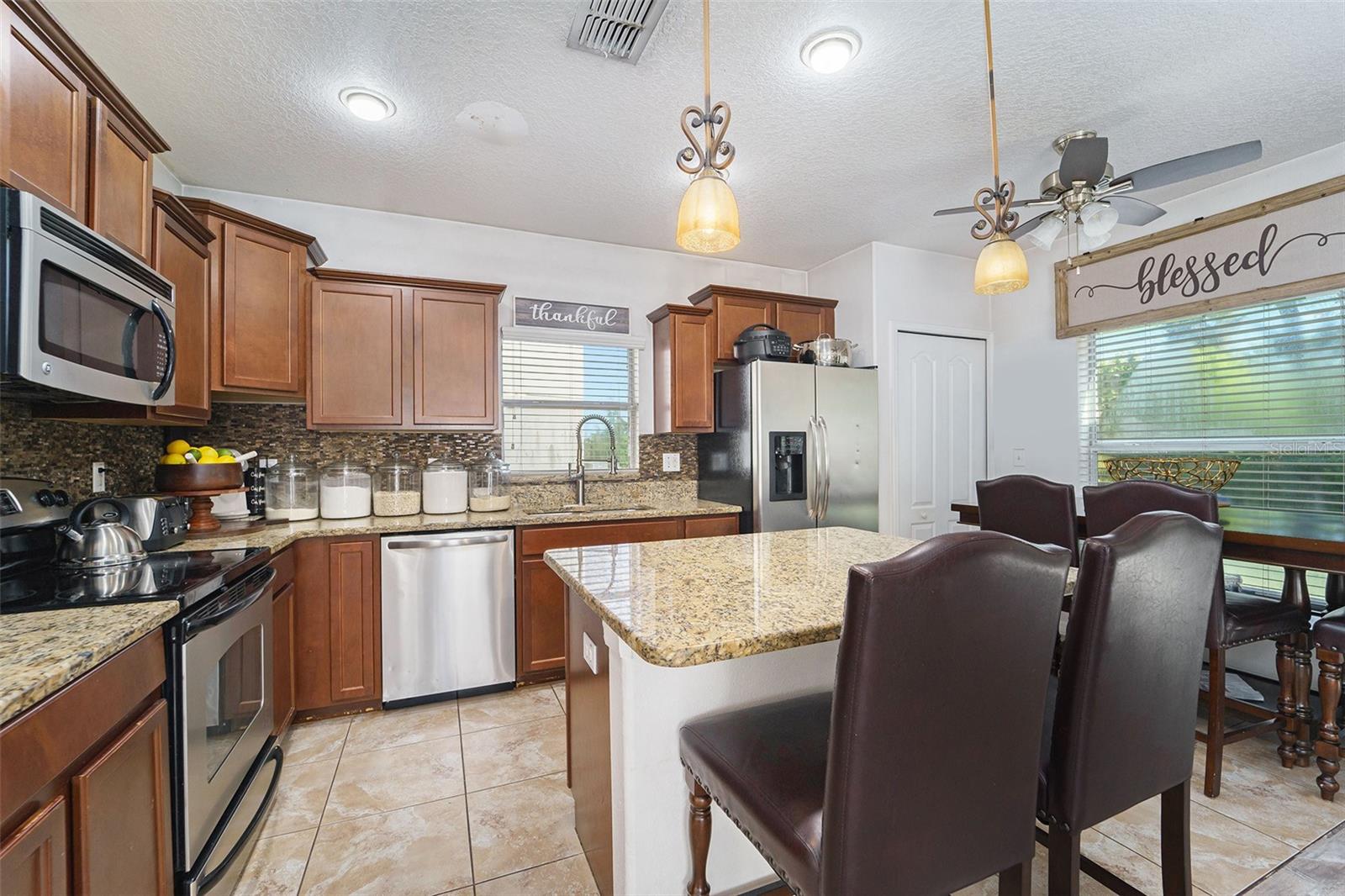 Image 9 of 32 For 1421 Tahoe Springs Court