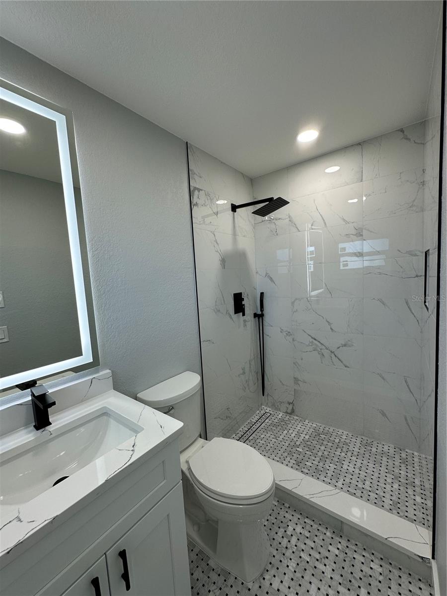 Image 16 of 38 For 9805 110th Lane