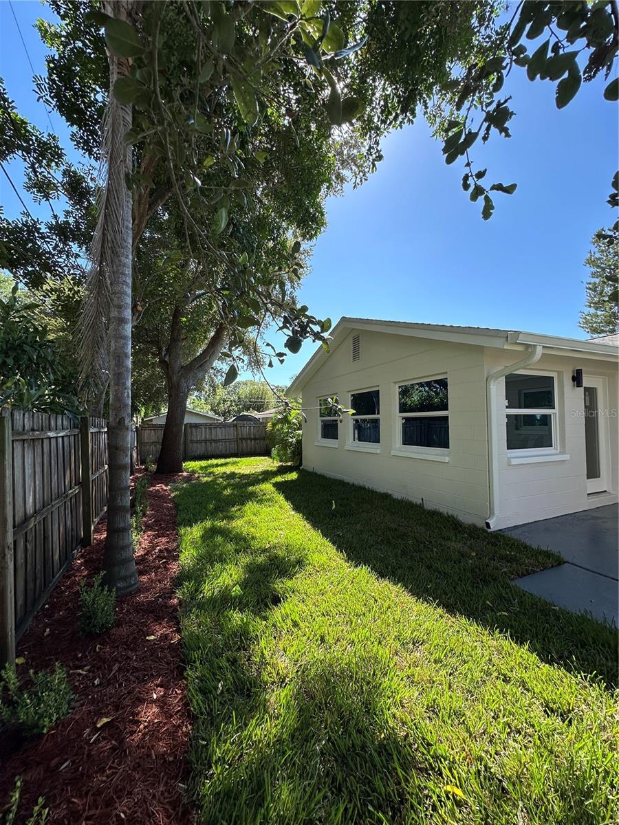 Image 33 of 38 For 9805 110th Lane